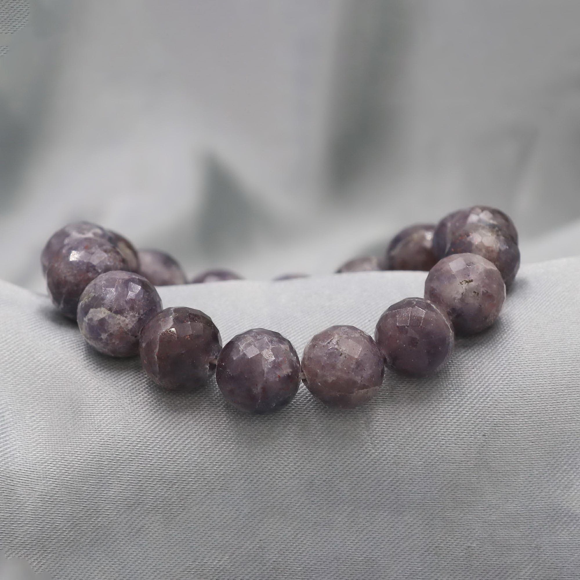 Natural Bloodshot Iolite Faceted Round Bead Bracelet Handmade Jewelry 184 Ct