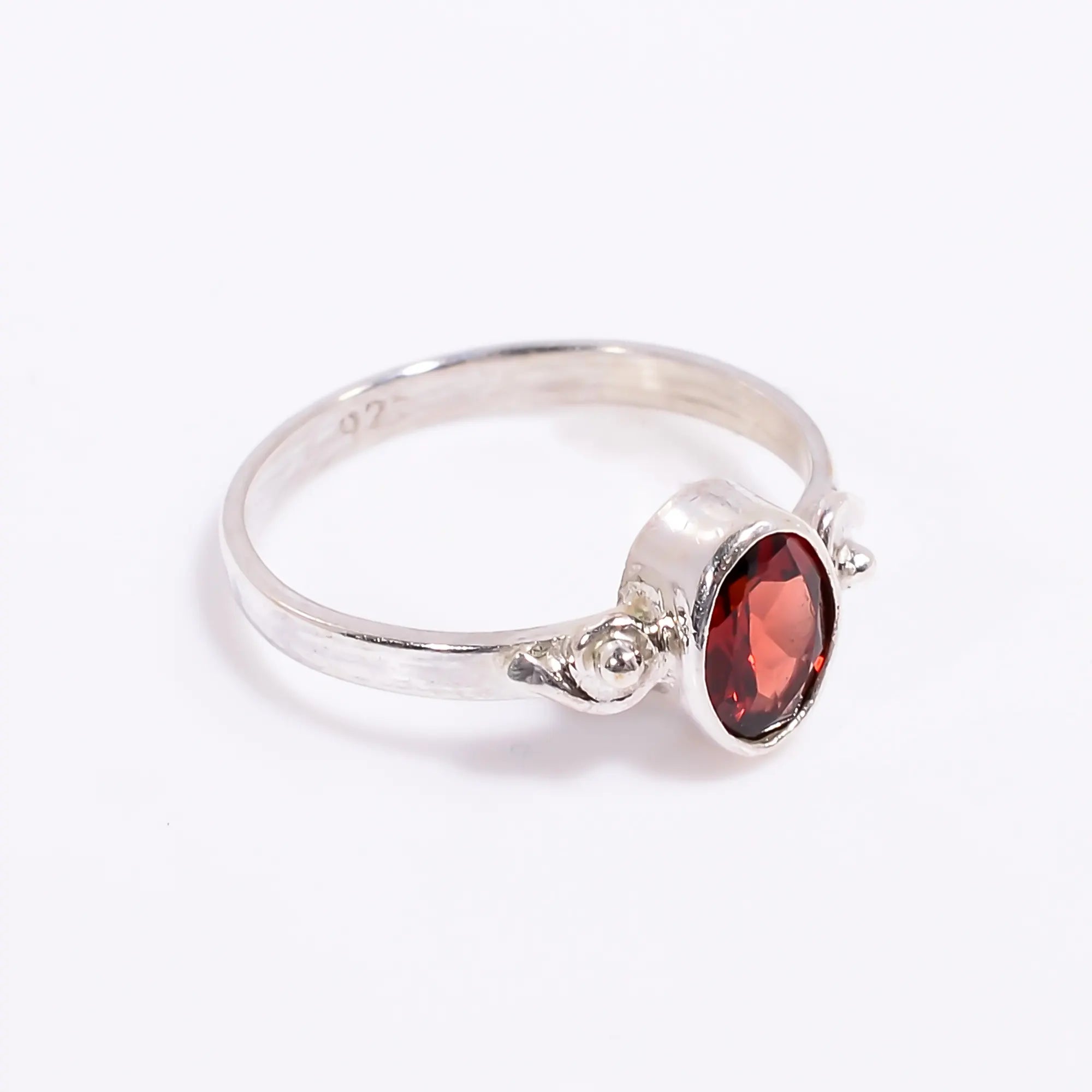 Red Garnet Gemstone Ring Birthstone Promise Ring – 925 Silver Sterling Ring