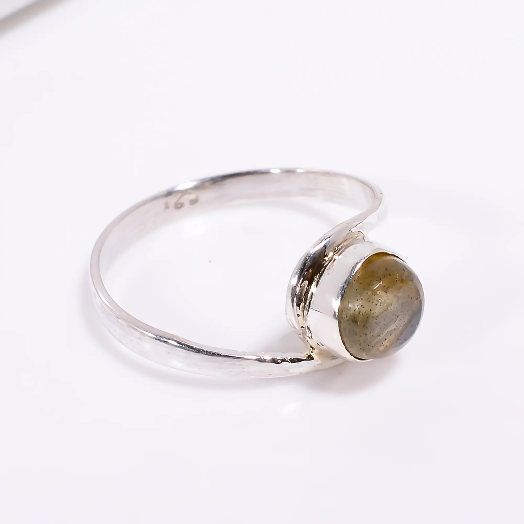 Elegant Labradorite Rings Natural Gemstone Ring in 925 Sterling Silver
