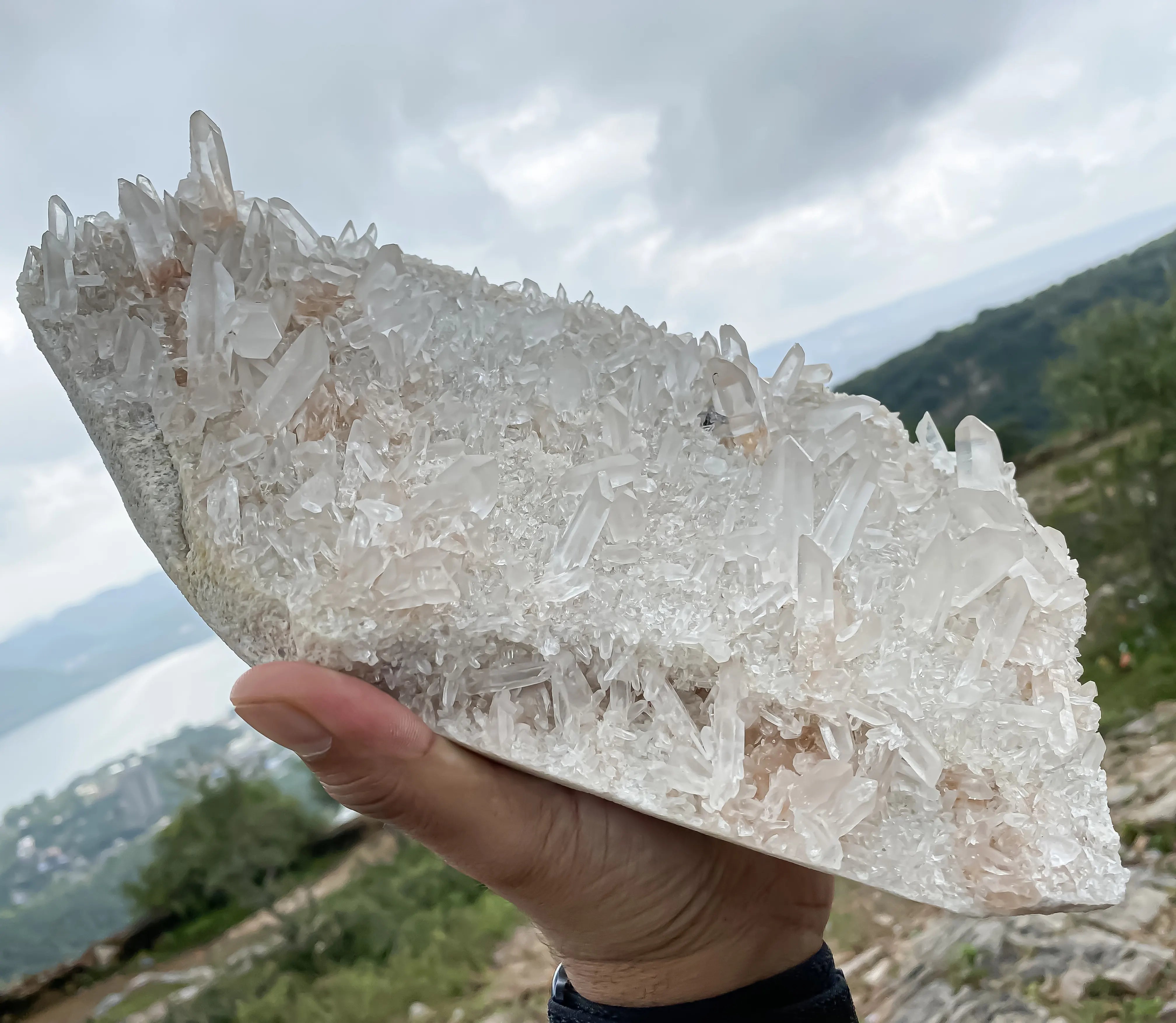 Natural Himalayan Pink Quartz Cluster – 2600g Large Raw Crystal Specimen