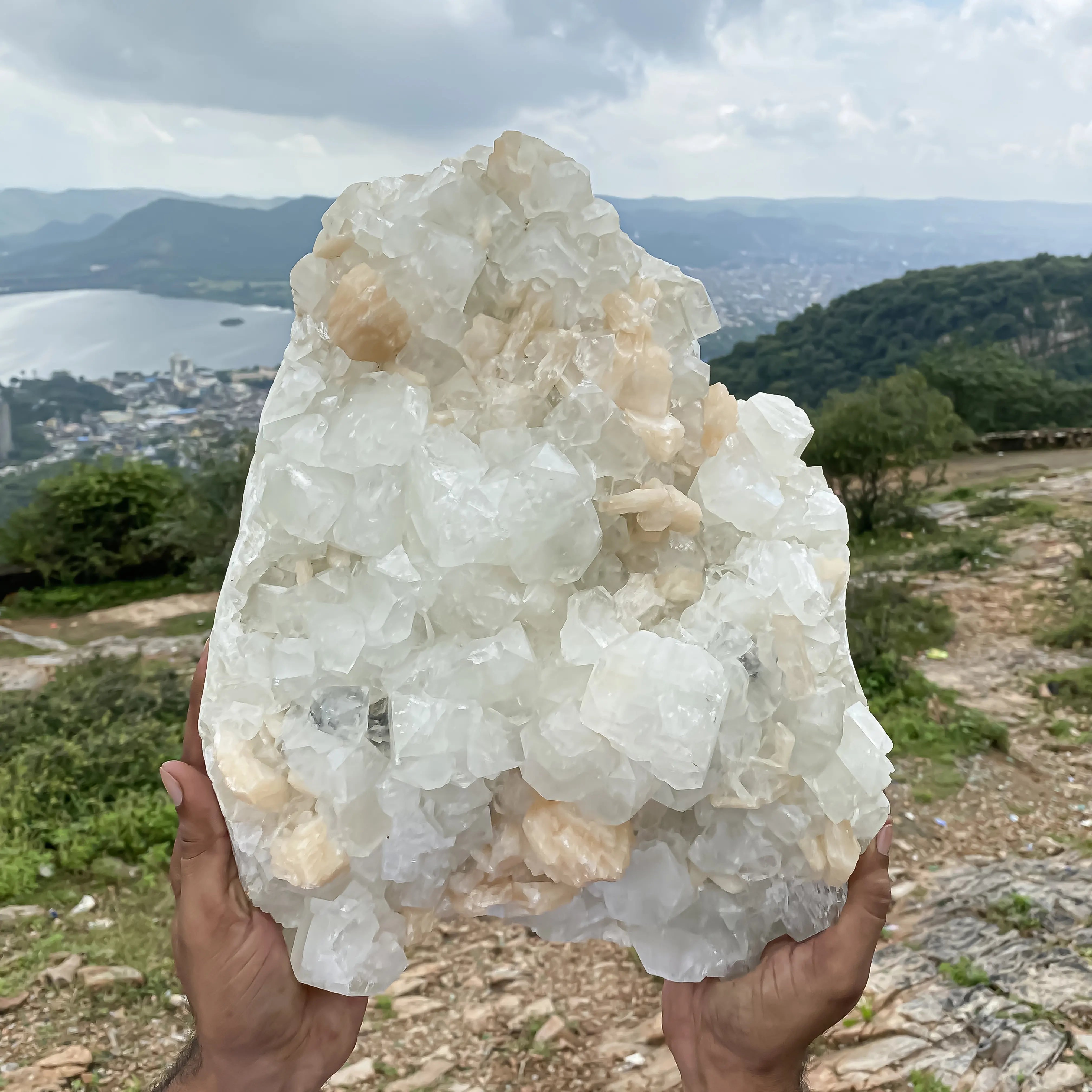 Stillbite Apophyllite  — A stunning fusion of Quartz, Stillbite, and Apophyllite 15.2kg