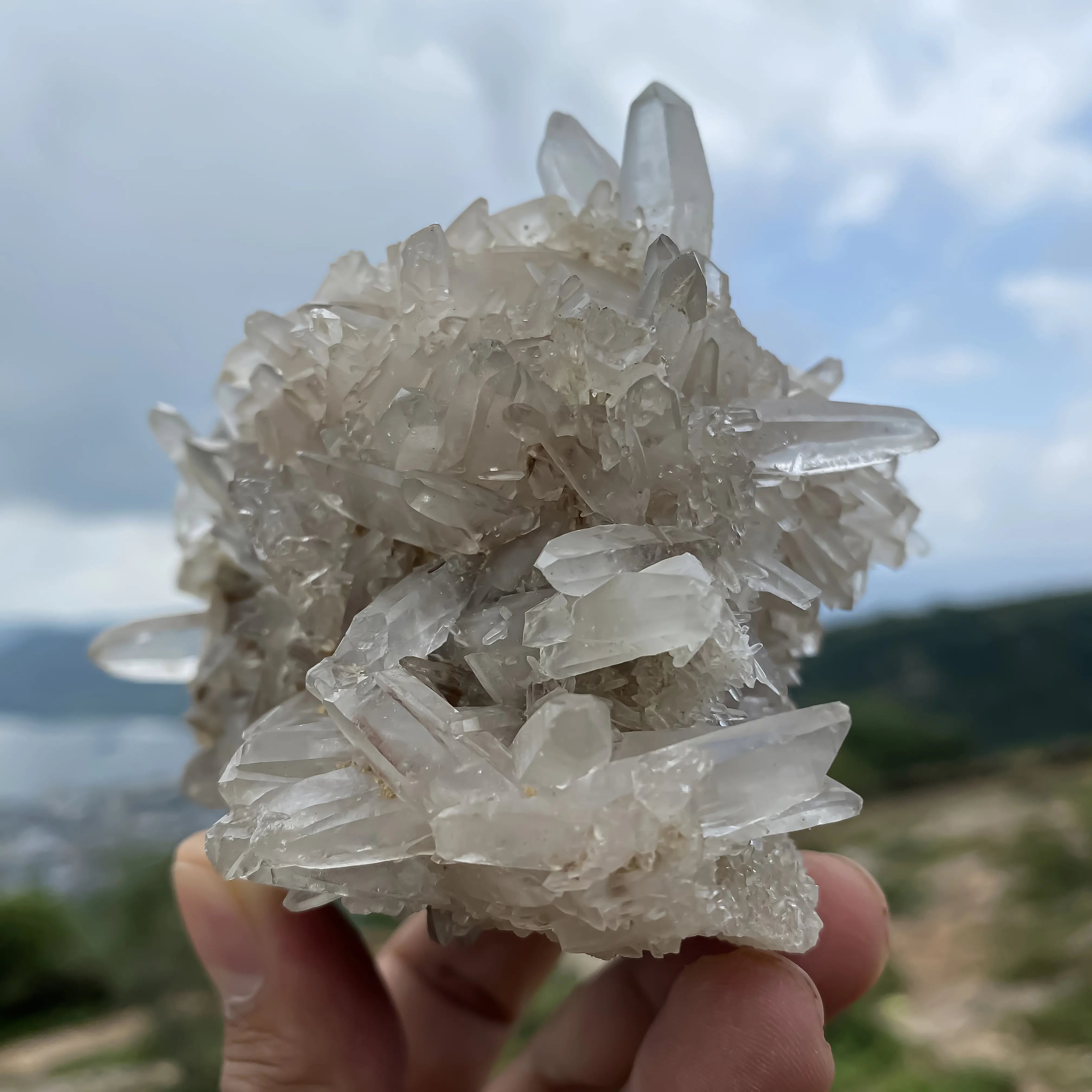Himalayan White Quartz Cluster 695g  Natural Healing Crystal Stone