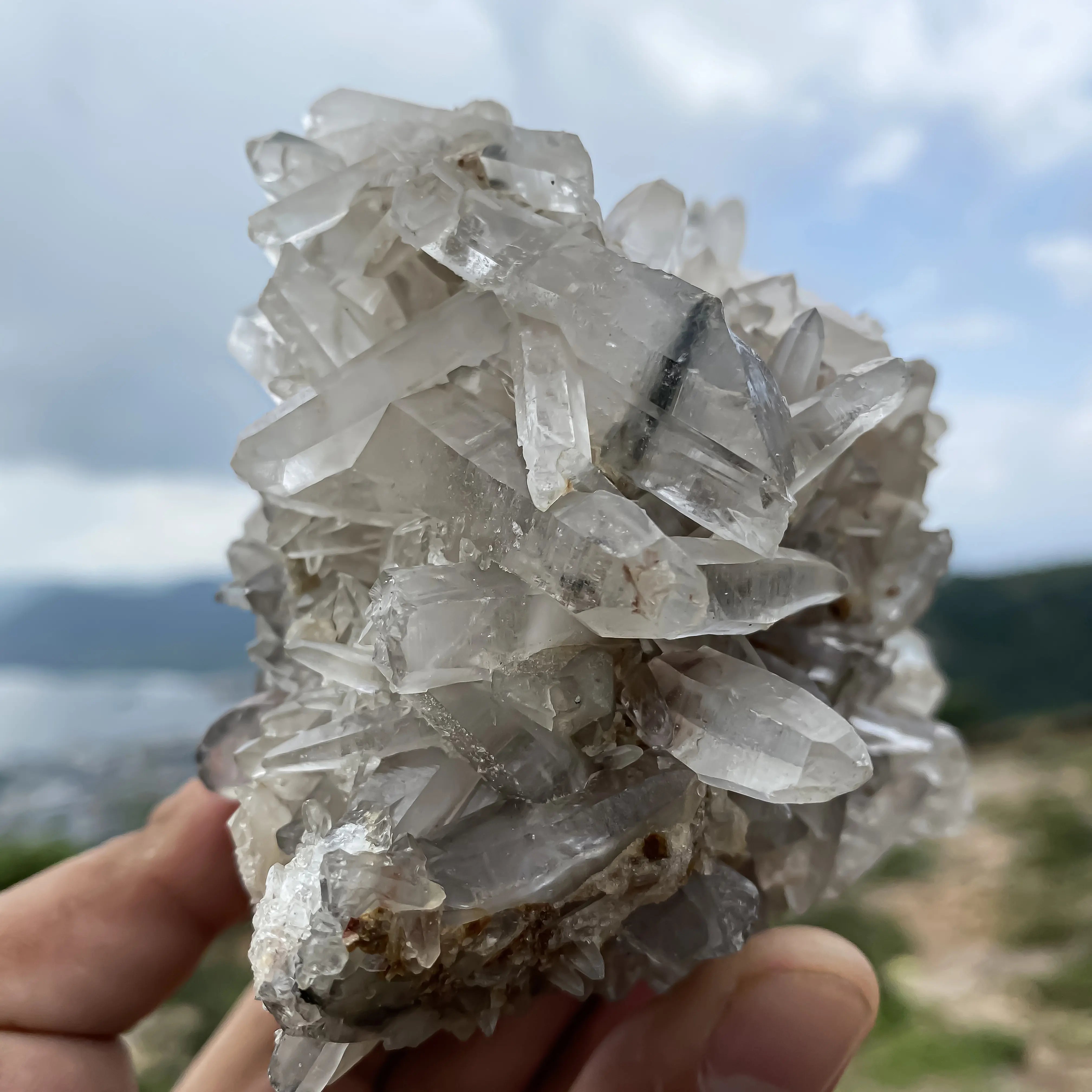 Himalayan White Quartz Cluster 695g  Natural Healing Crystal Stone