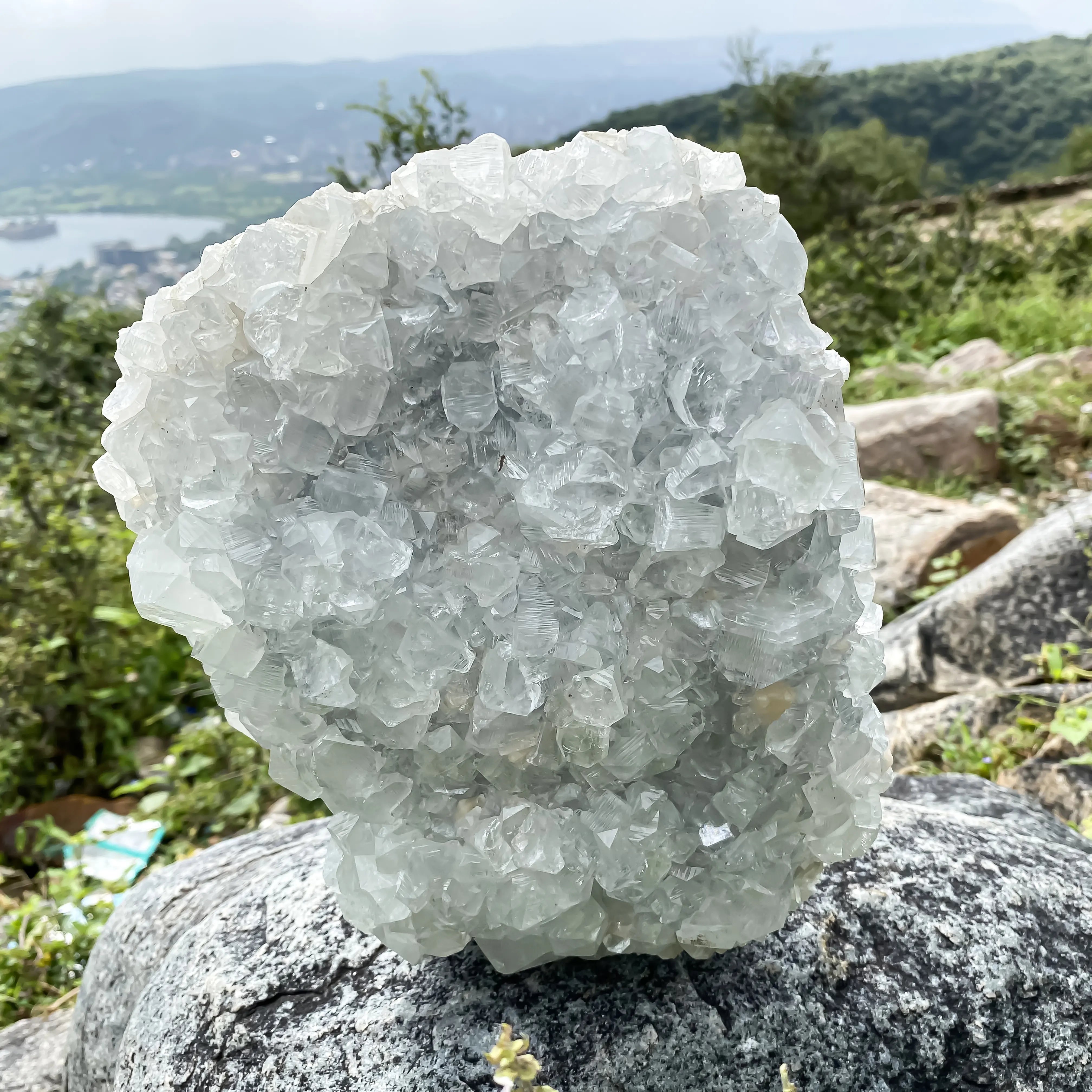 White Apophyllite 5050gm – Natural Healing Crystal Mineral