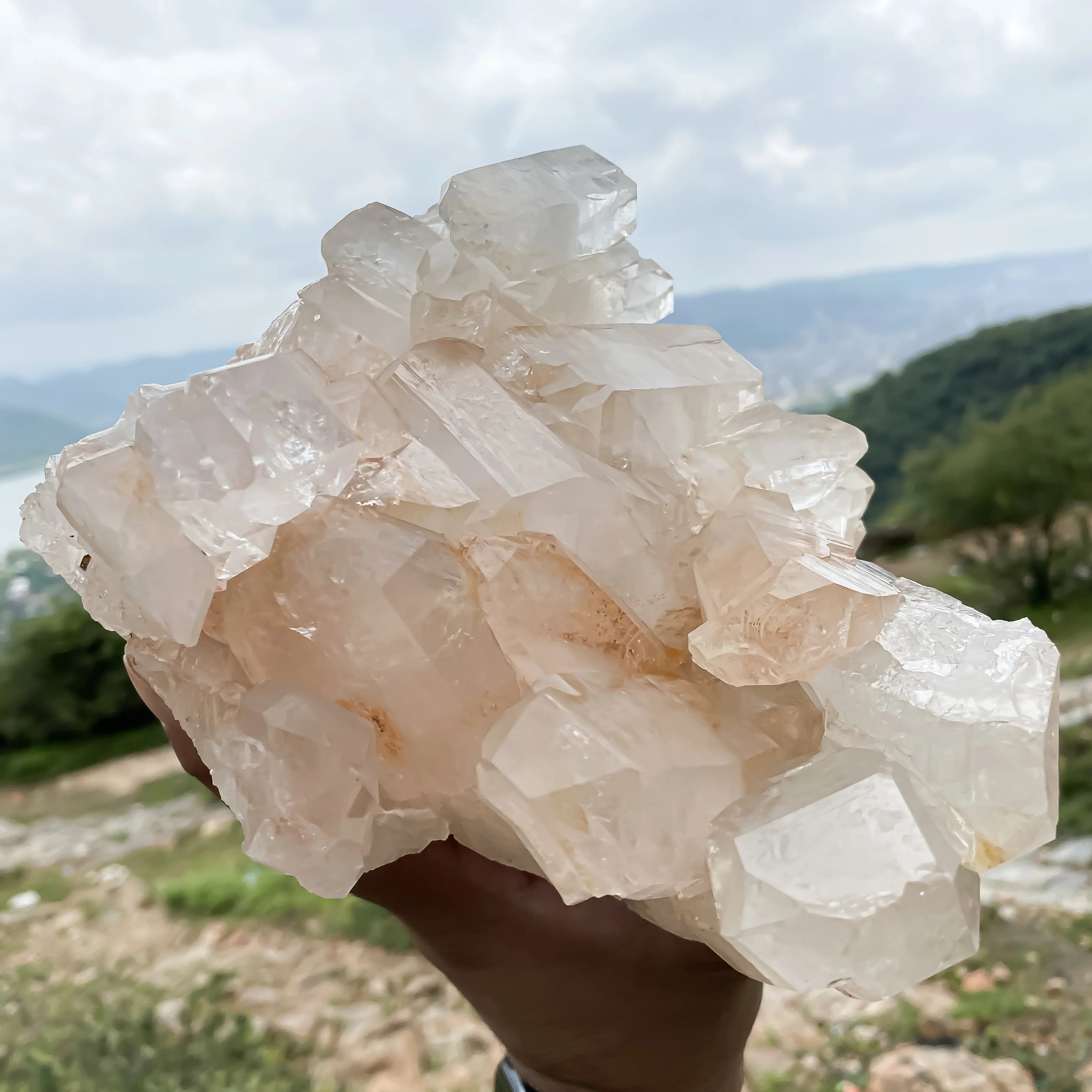 Himalayan Pink Quartz Cluster 4890 g – Natural Healing Crystal Stone
