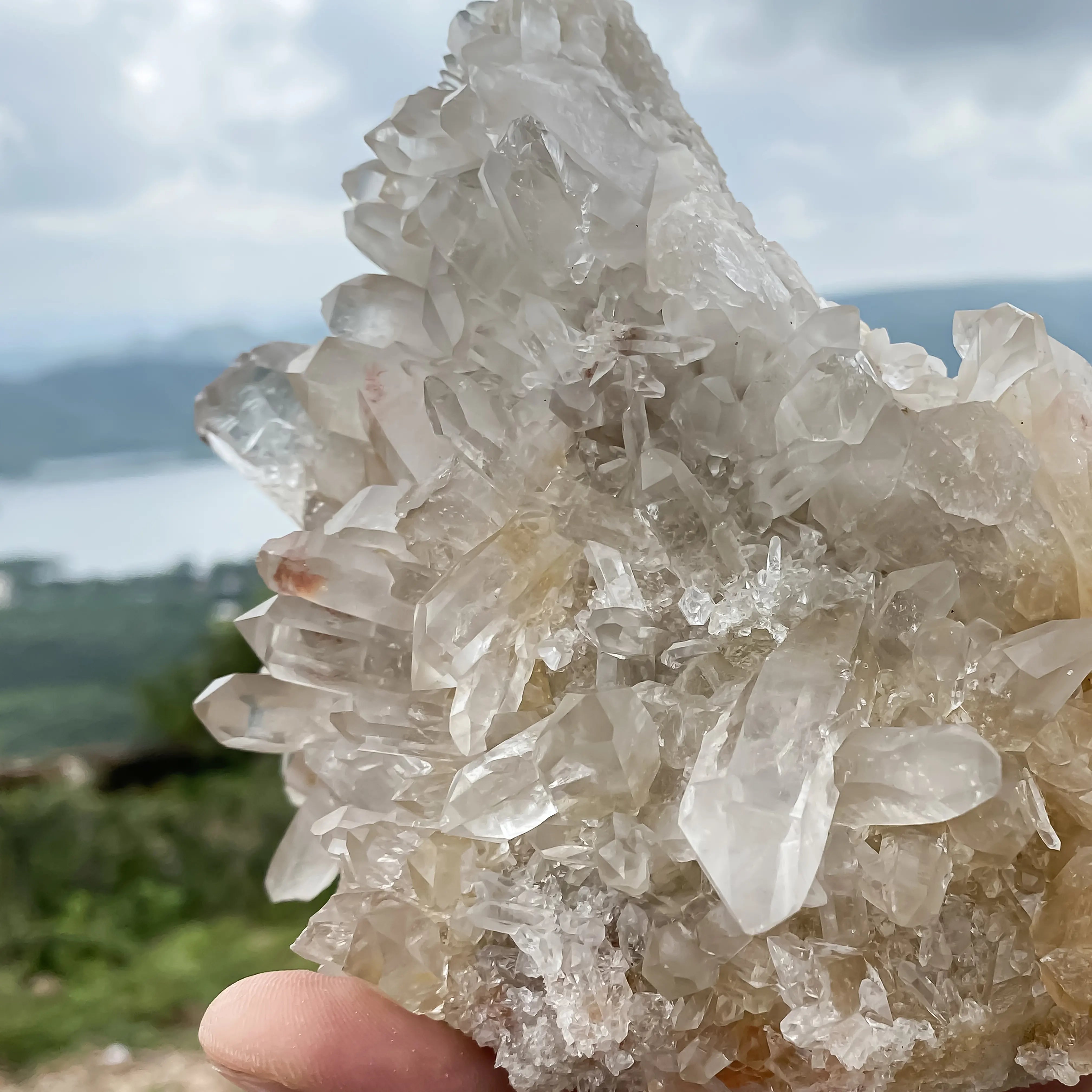 Himalayan Yellow Quartz Cluster – Natural Healing Crystal Stone 1090g