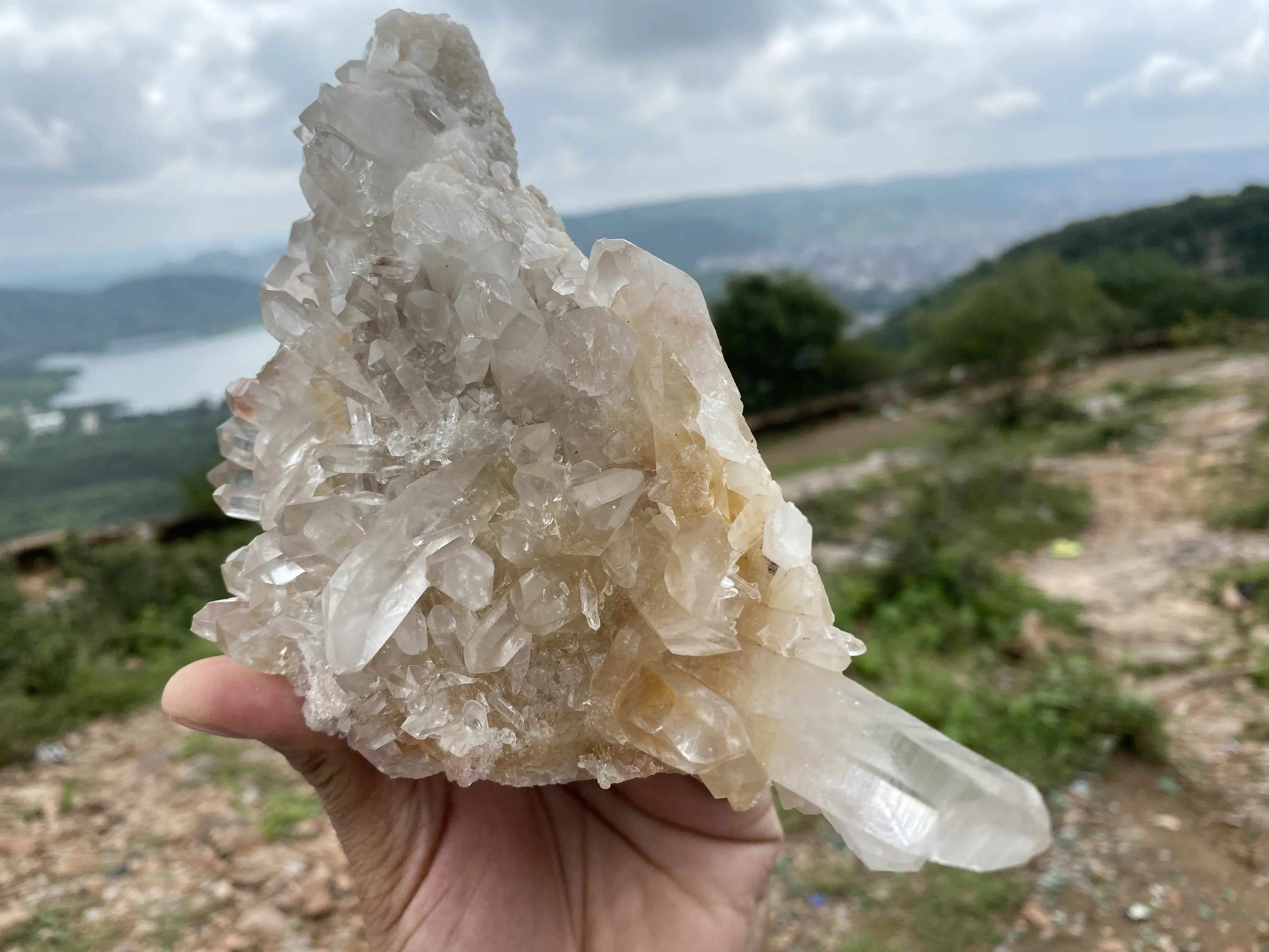 Himalayan Yellow Quartz Cluster – Natural Healing Crystal Stone 1090g