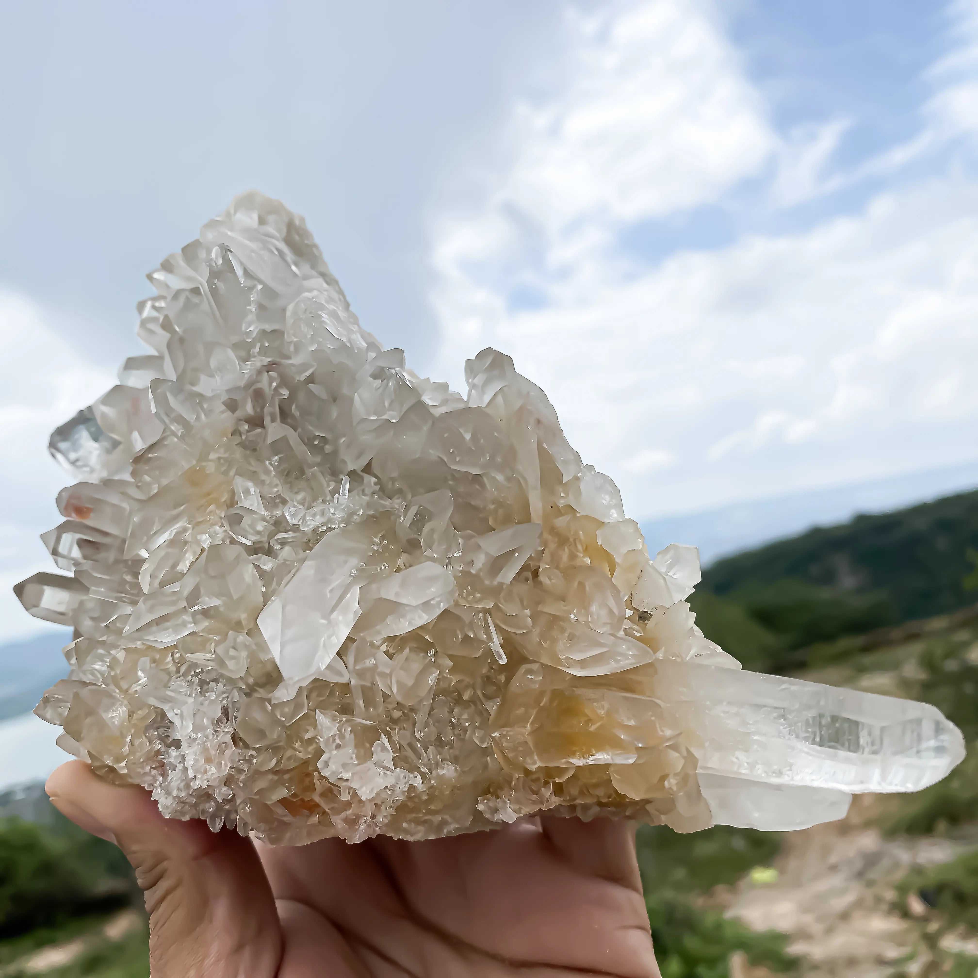 Himalayan Yellow Quartz Cluster – Natural Healing Crystal Stone 1090g