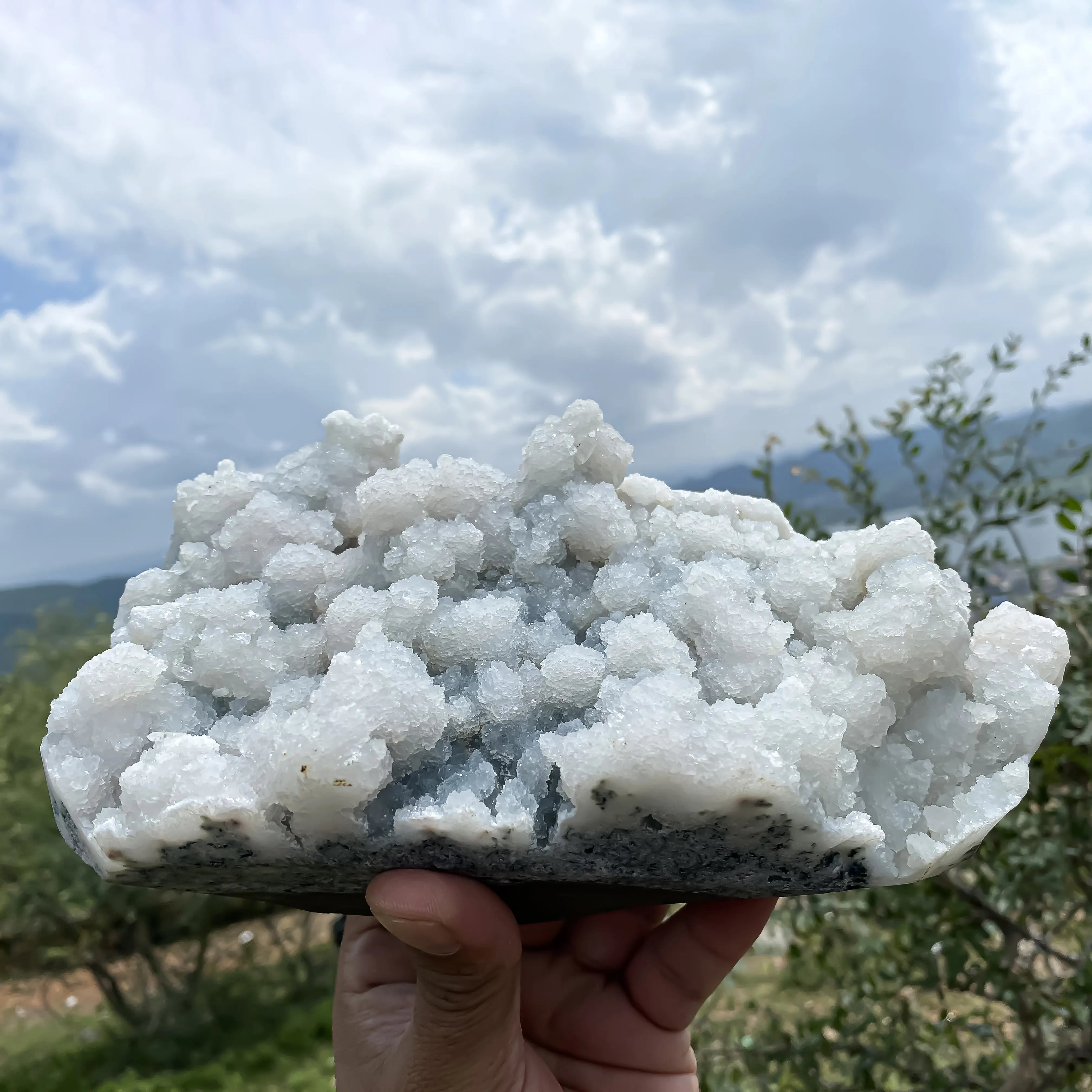 Natural White Apophyllite 2240g  Spiritual Healing & Energy Purification