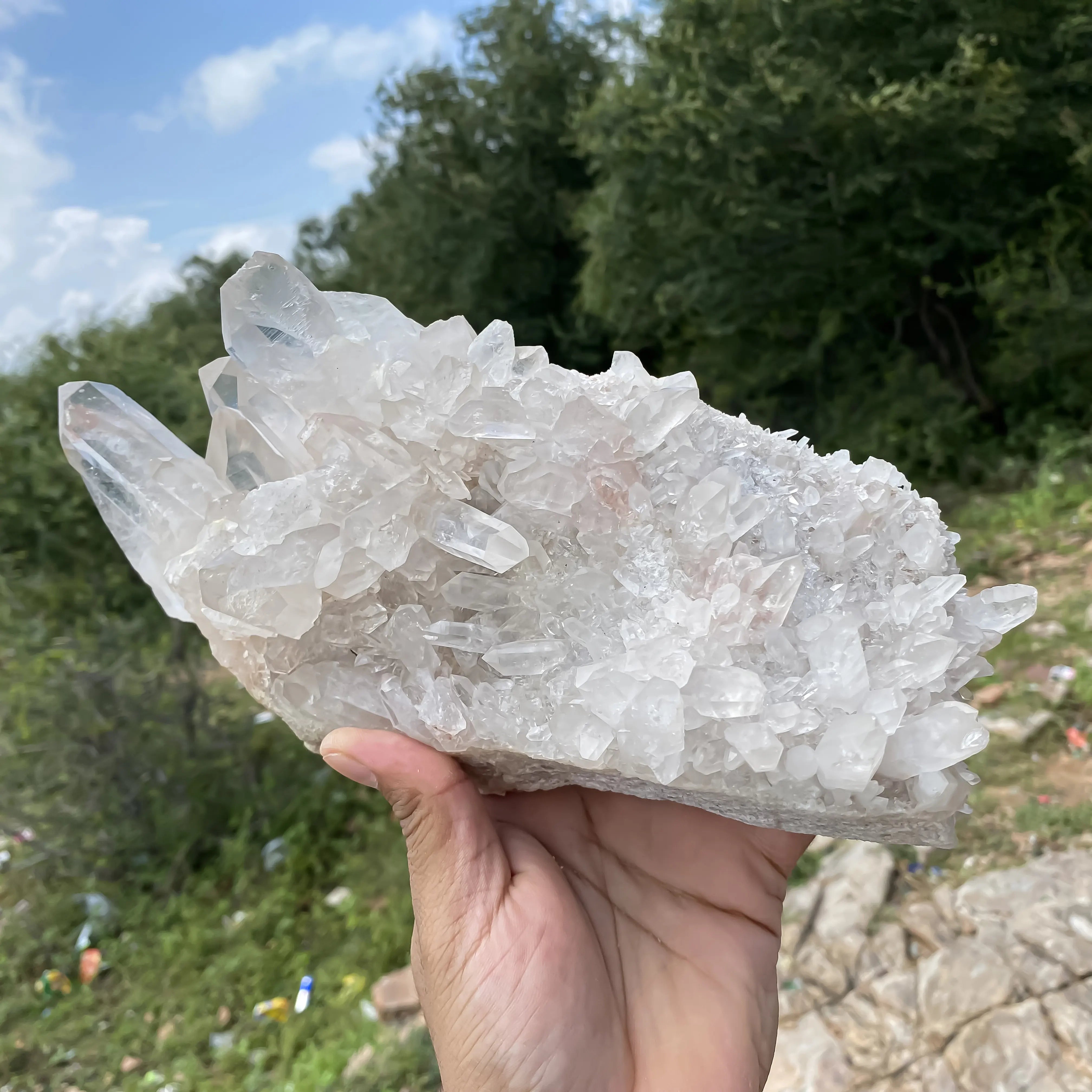 Natural Himalayan White Quartz Cluster  2360 g  Healing Stone for Meditation