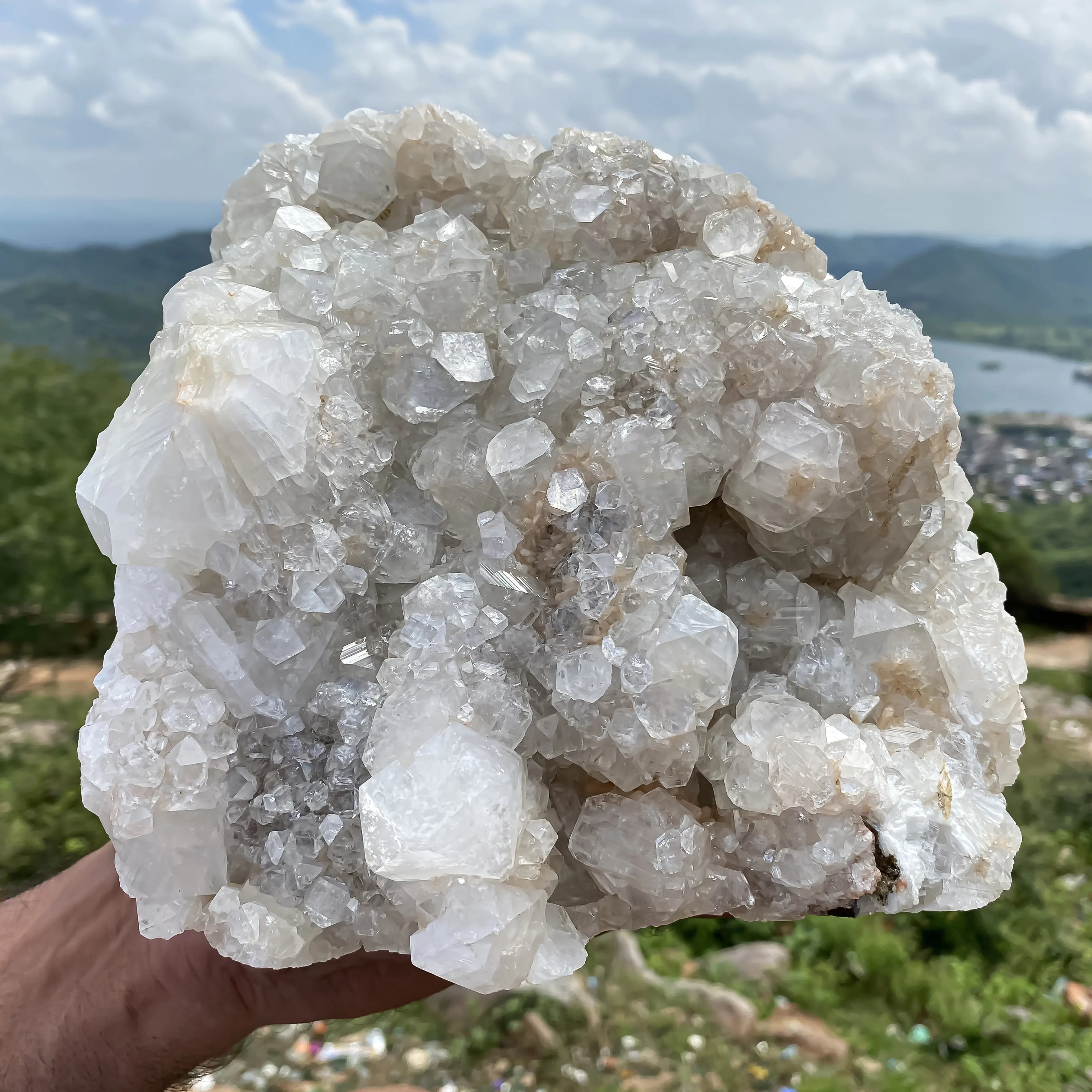 Natural White Apophyllite 3770gm