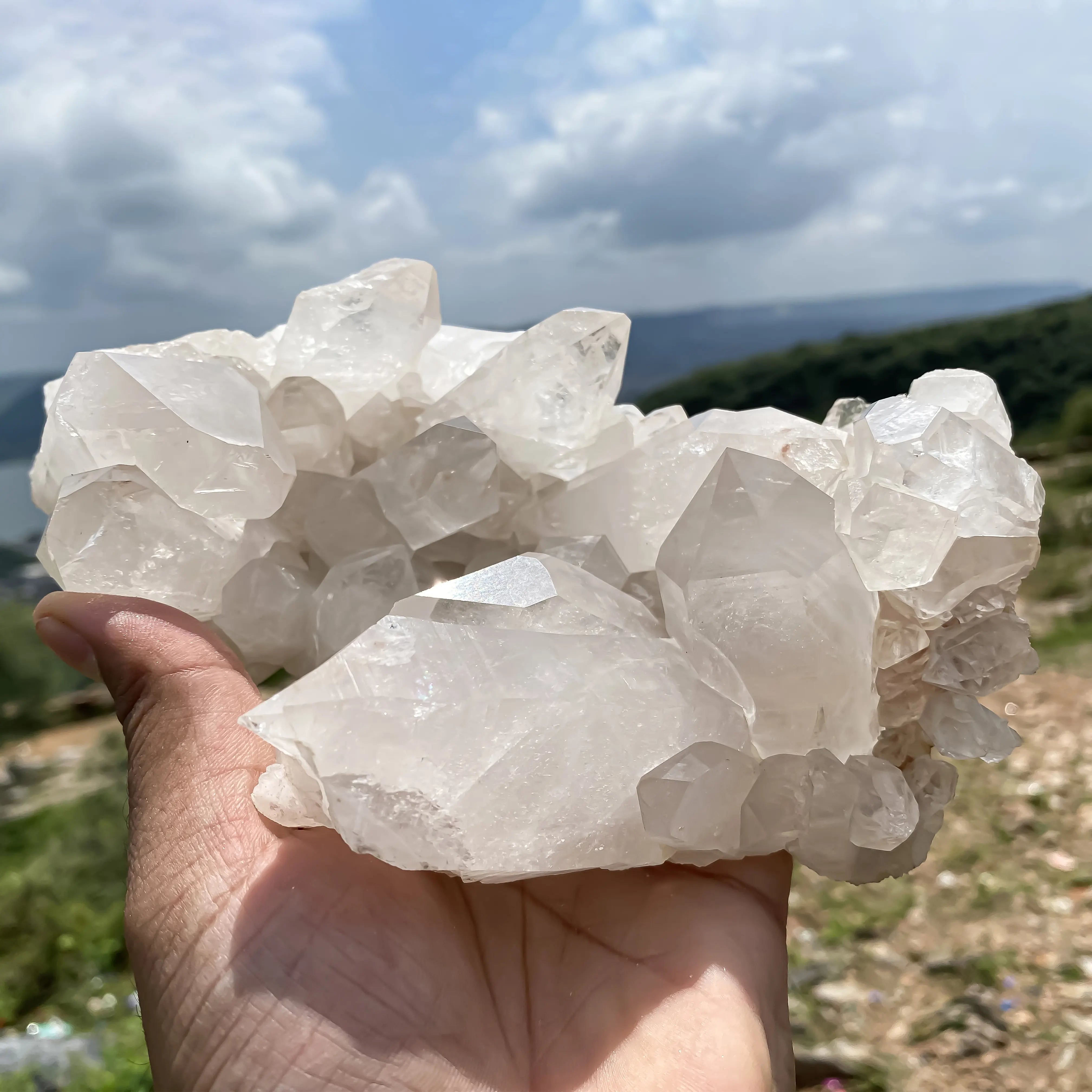 Natural Himalayan White Quartz Cluster 1600 g  Raw Crystal Points