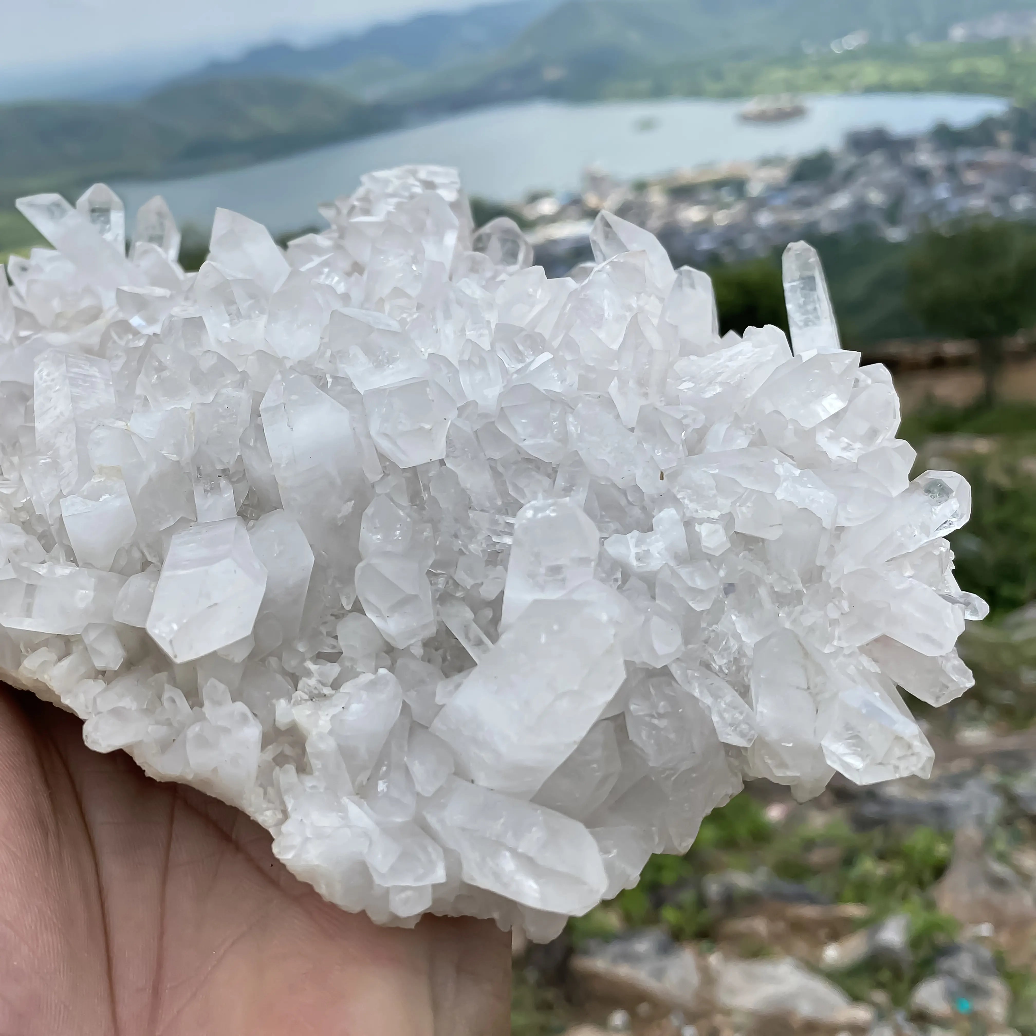 Natural Himalayan White Quartz Cluster  1620g, Raw Crystal Points