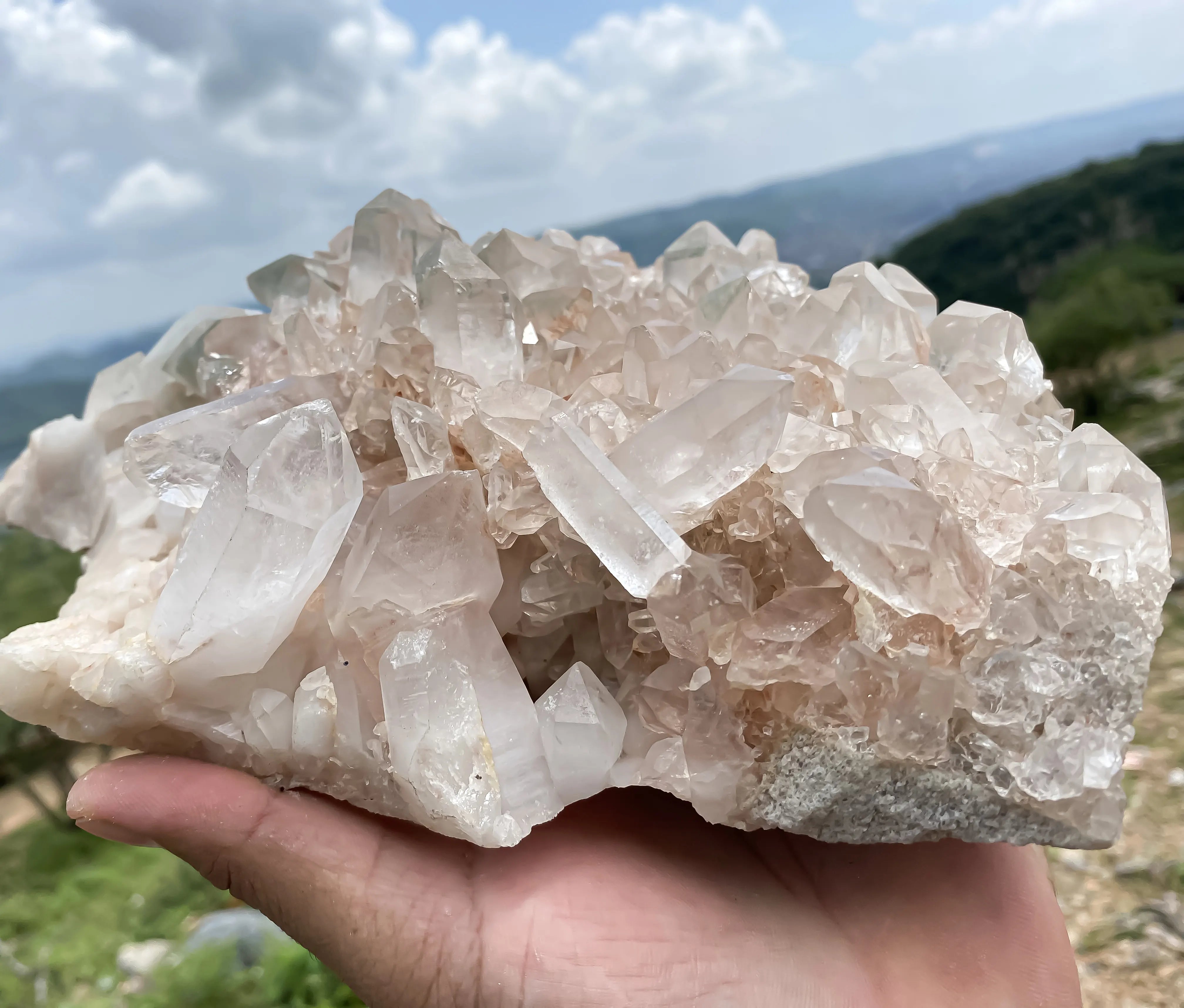 Natural Himalayan Pink Quartz Cluster – 2935 g  Raw Crystal Points