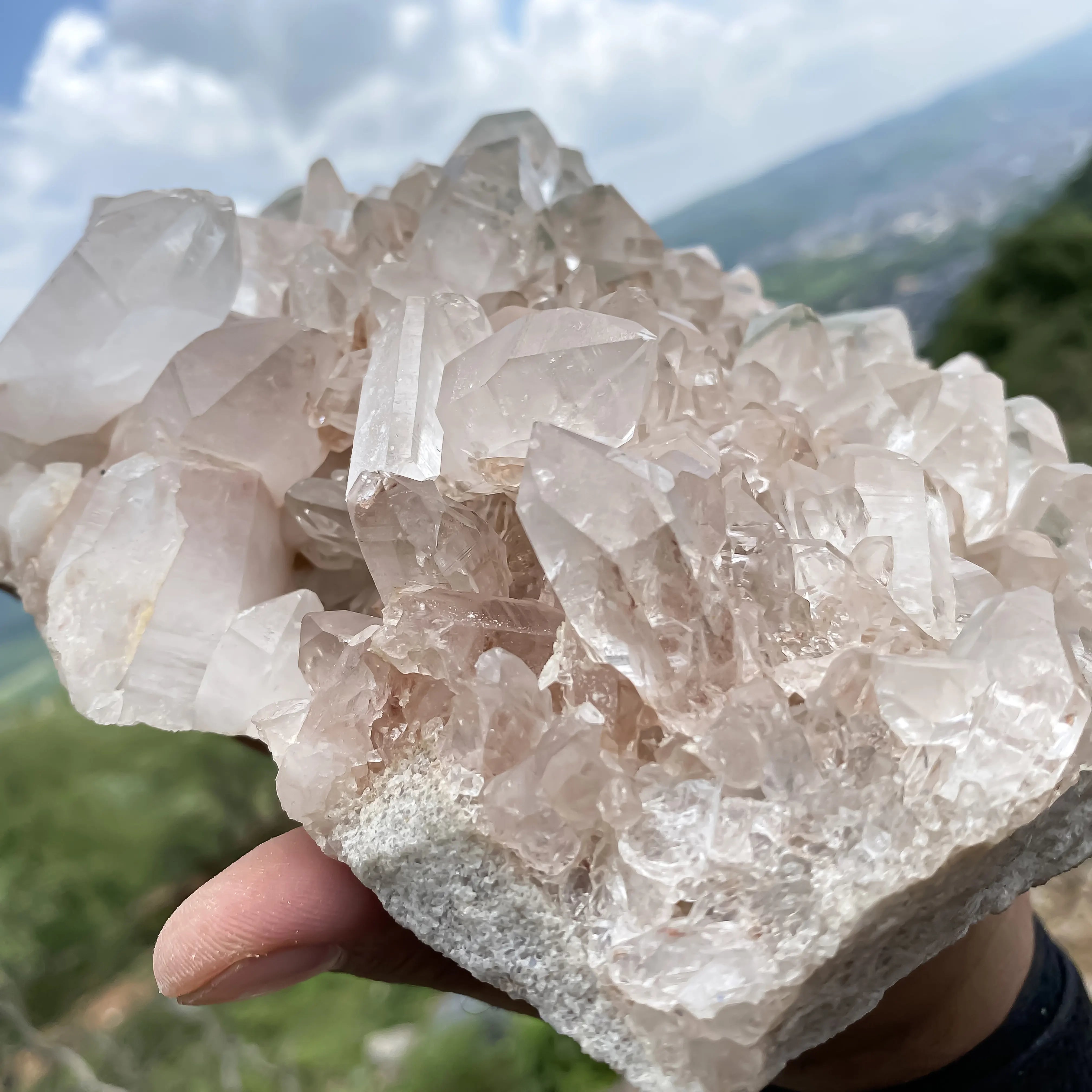 Natural Himalayan Pink Quartz Cluster – 2935 g  Raw Crystal Points