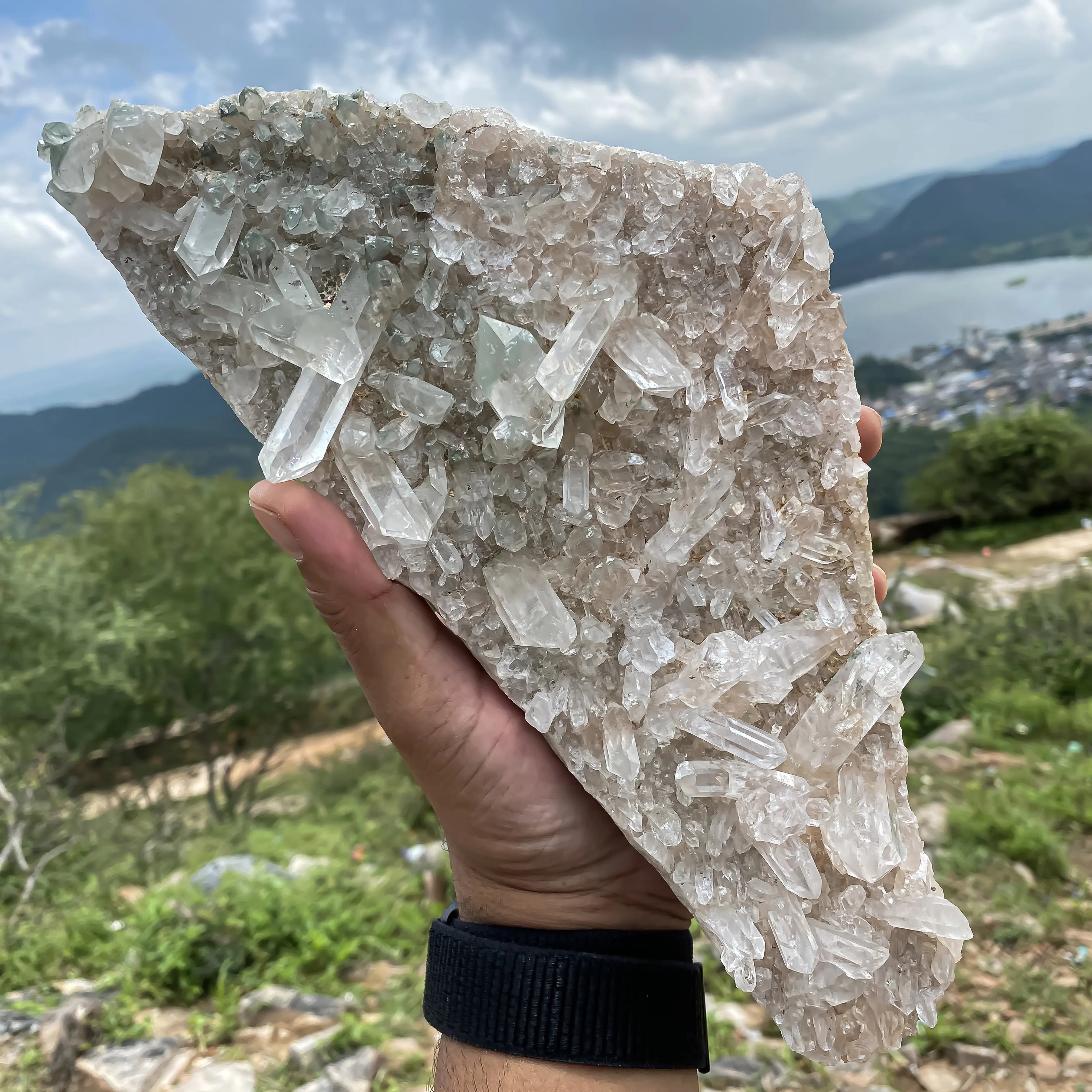 Natural Himalayan Pink Quartz Cluster – 1895 g  Raw Crystal Points