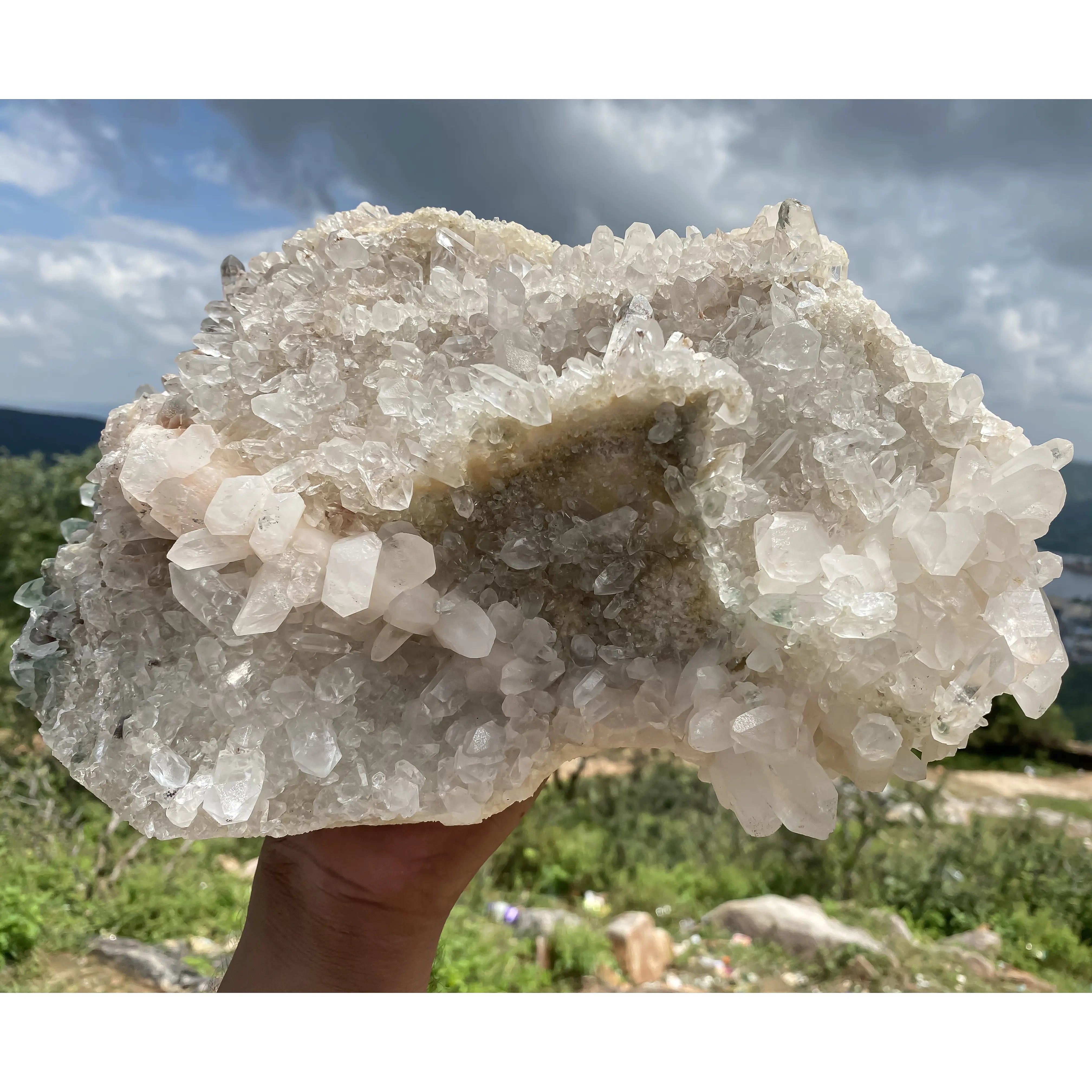 Natural Himalayan Pink Quartz Cluster – 6000 g  Large Raw Crystal Points