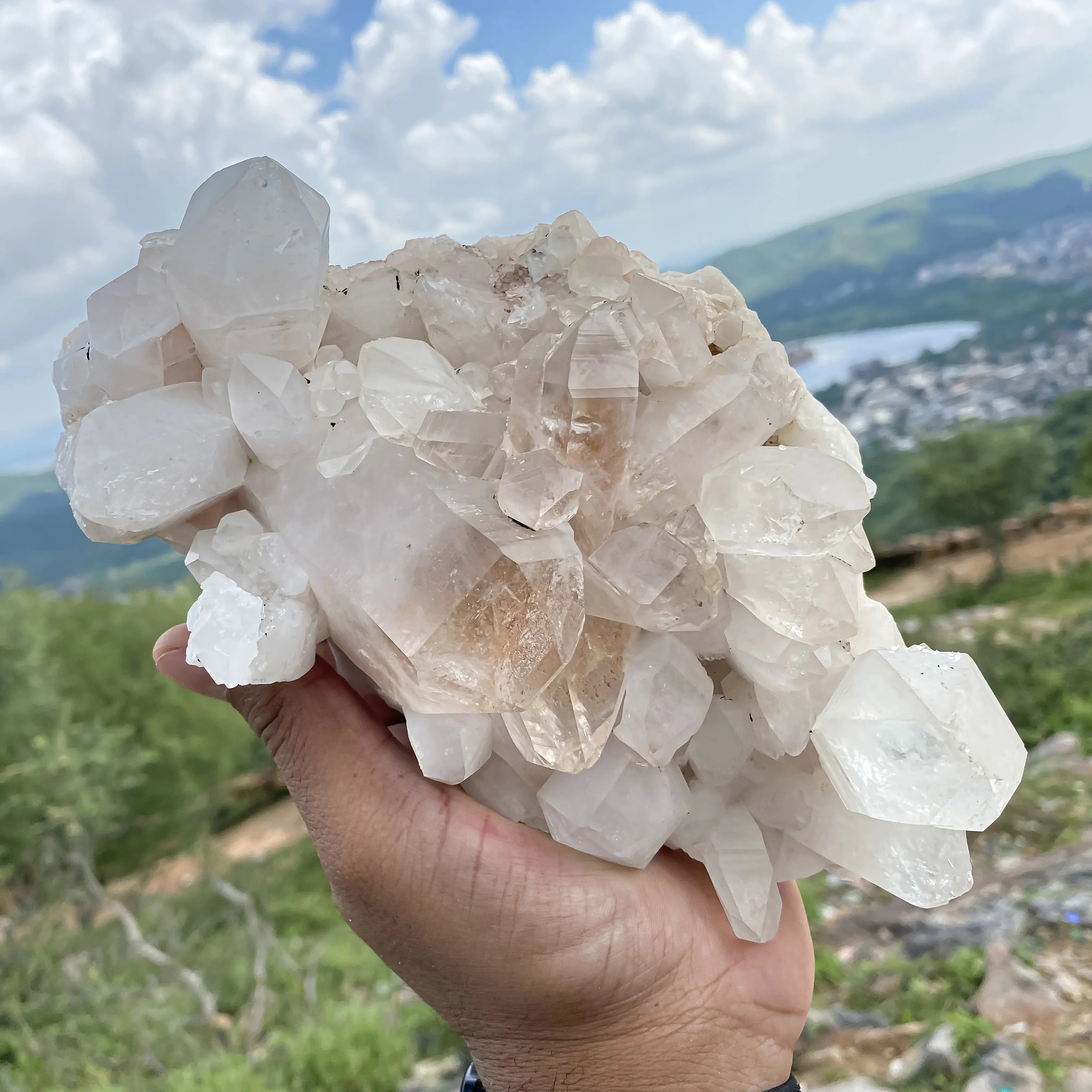 Natural Himalayan White Quartz Cluster 1660 g Raw Healing Crystal