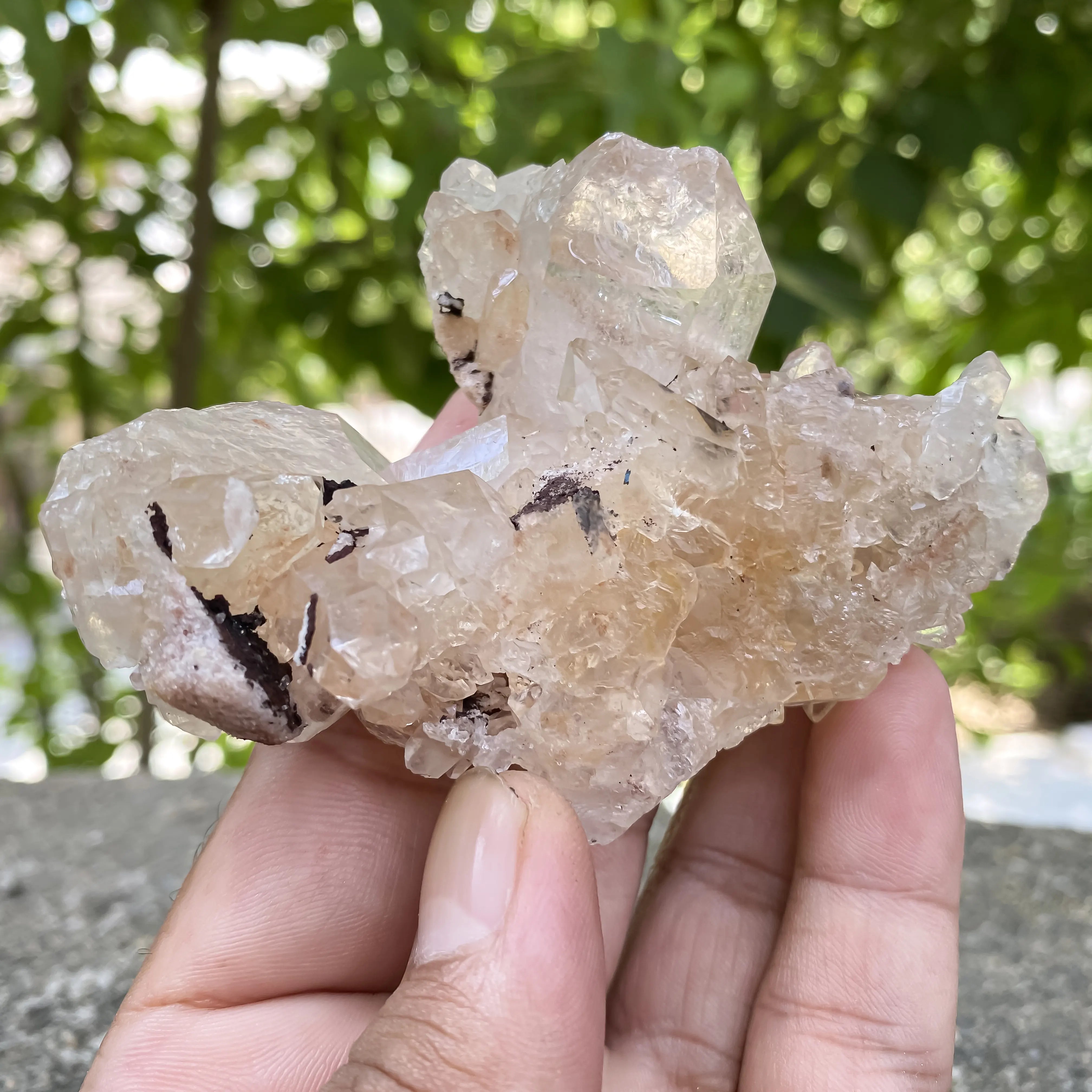 Natural Himalayan Pink Quartz Cluster 125g Heart Healing Crystal