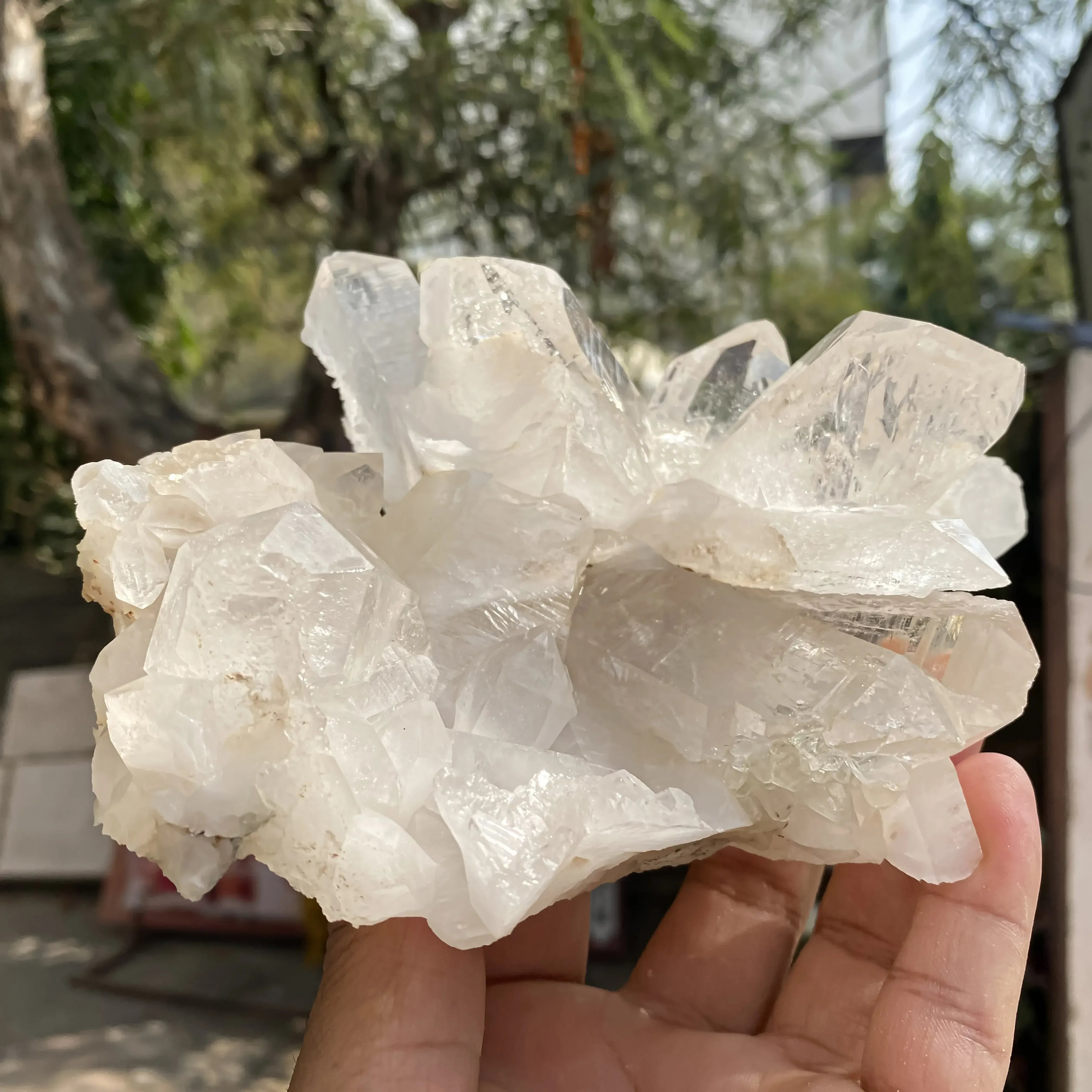 Natural White Quartz Cluster 1160g Himalayan Quartz