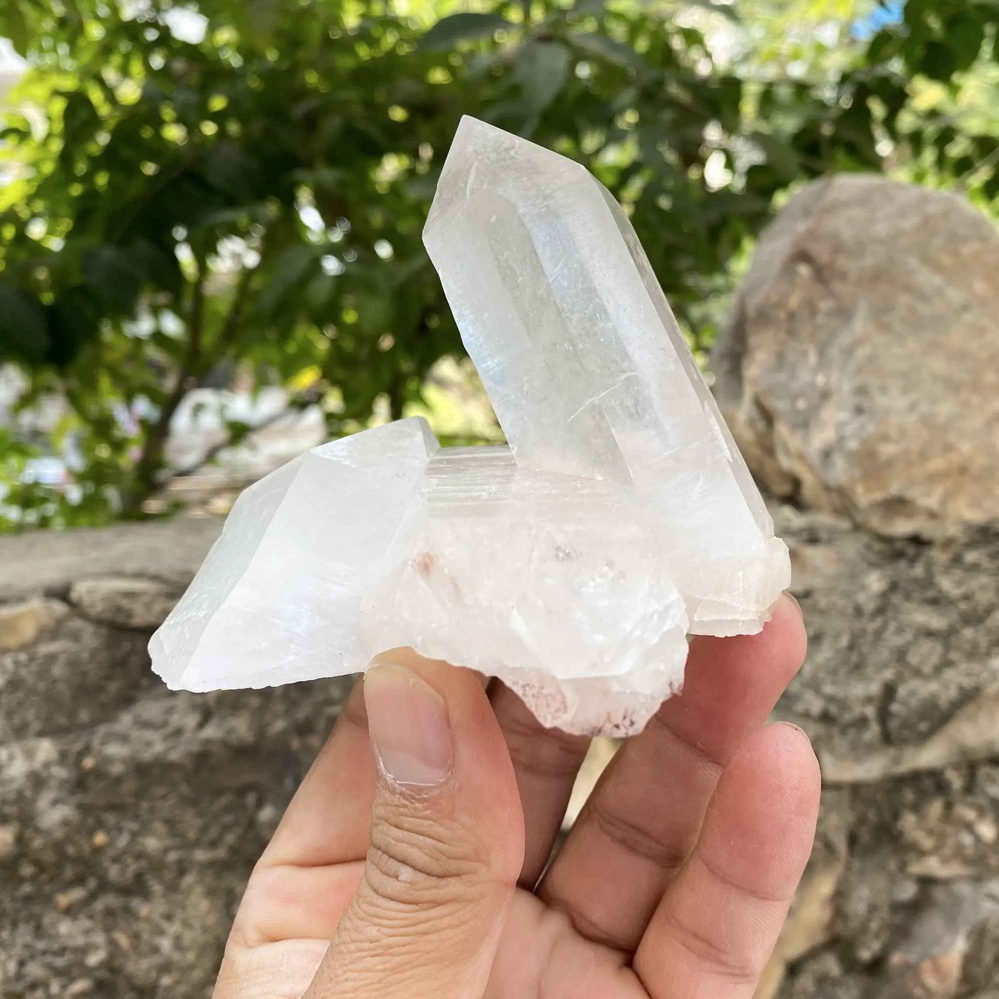 White Quartz Crystal Cluster 350g Natural Himalayan Raw Healing Stone Mineral Specimen Display Décor