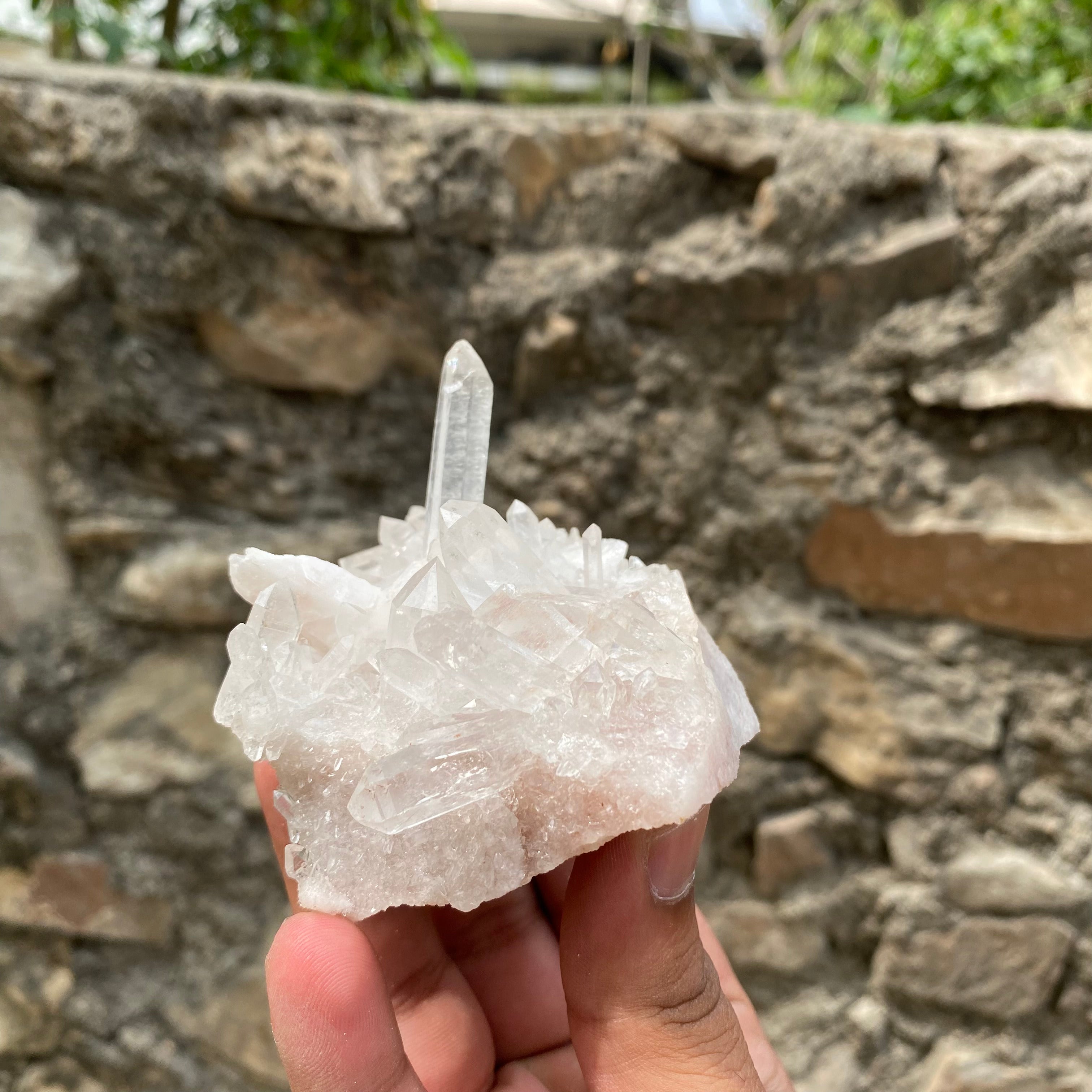 White Quartz Crystal Cluster 280g Natural Himalayan Raw Healing Stone Mineral Specimen Display Décor