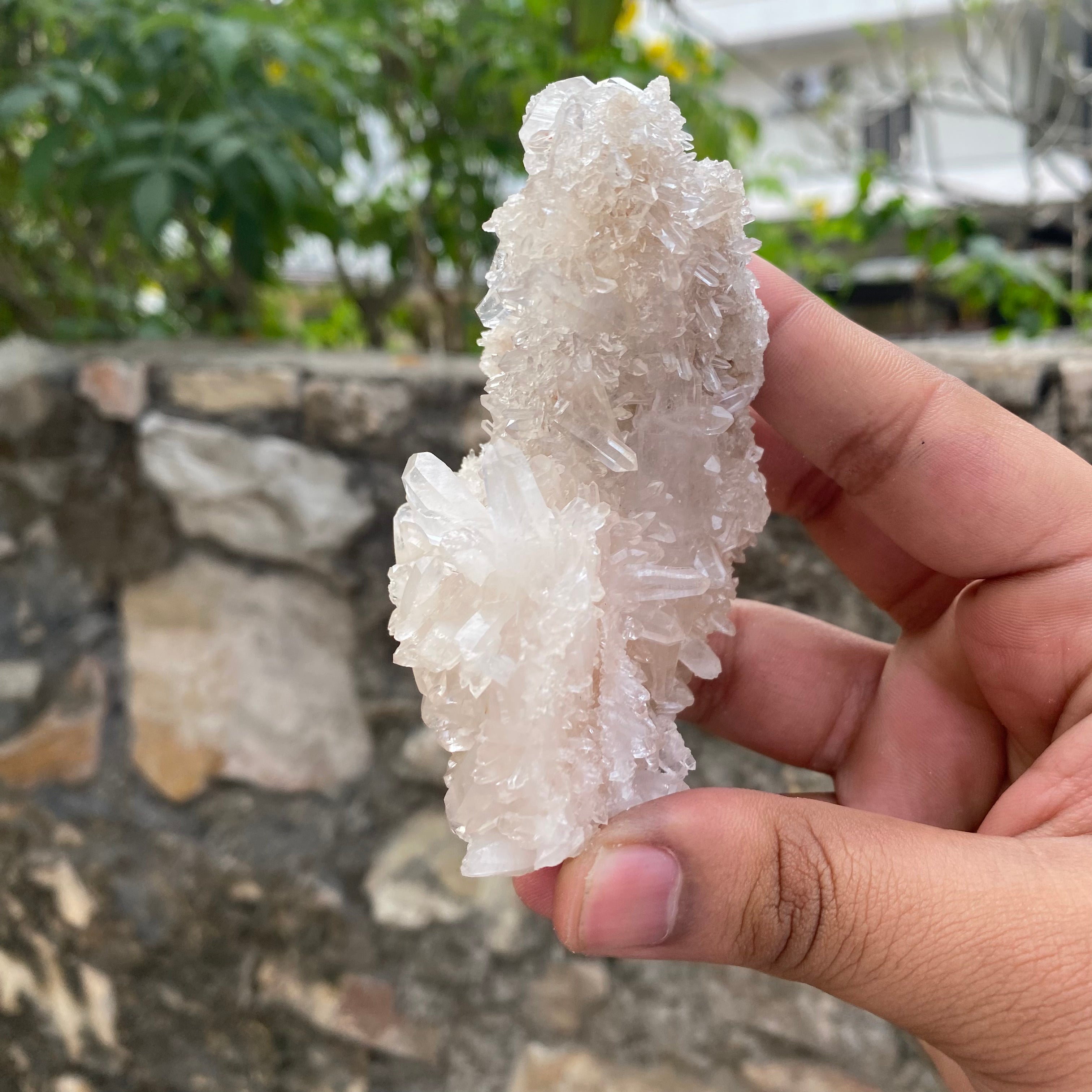 Natural White Quartz Crystal Cluster 210g Himalayan Raw Healing Stone Mineral Specimen Home Décor