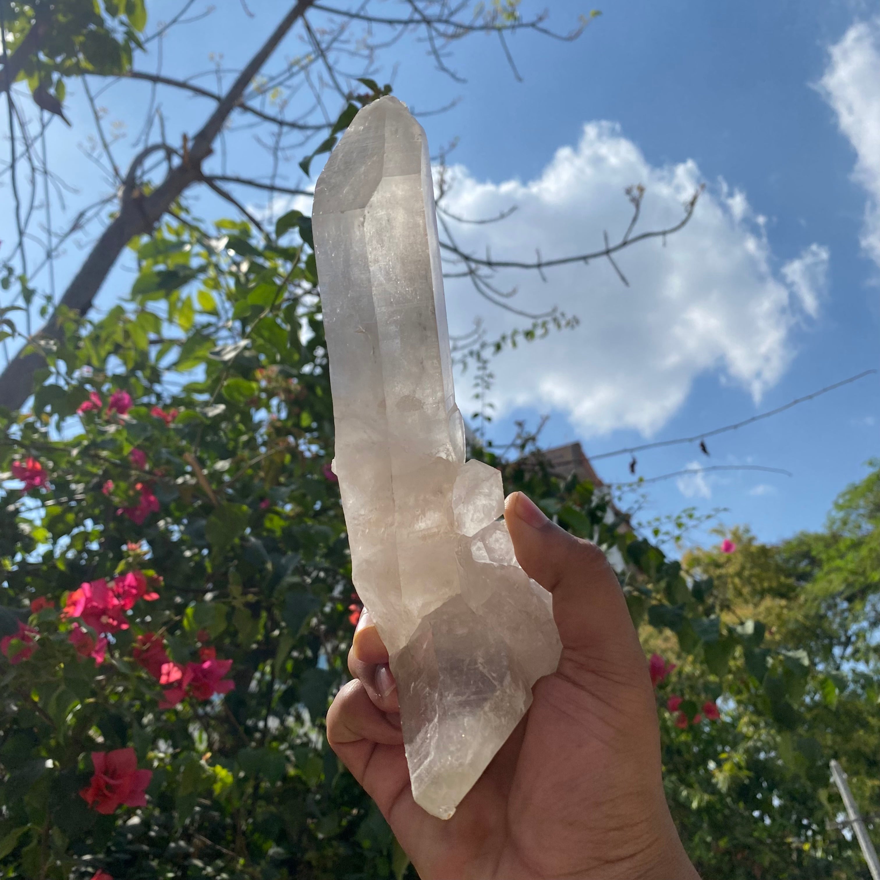 White Himalayan Quartz crystal cluster from Himalya Quartz, natural healing stone with energy-boosting properties, displayed on a neutral background.