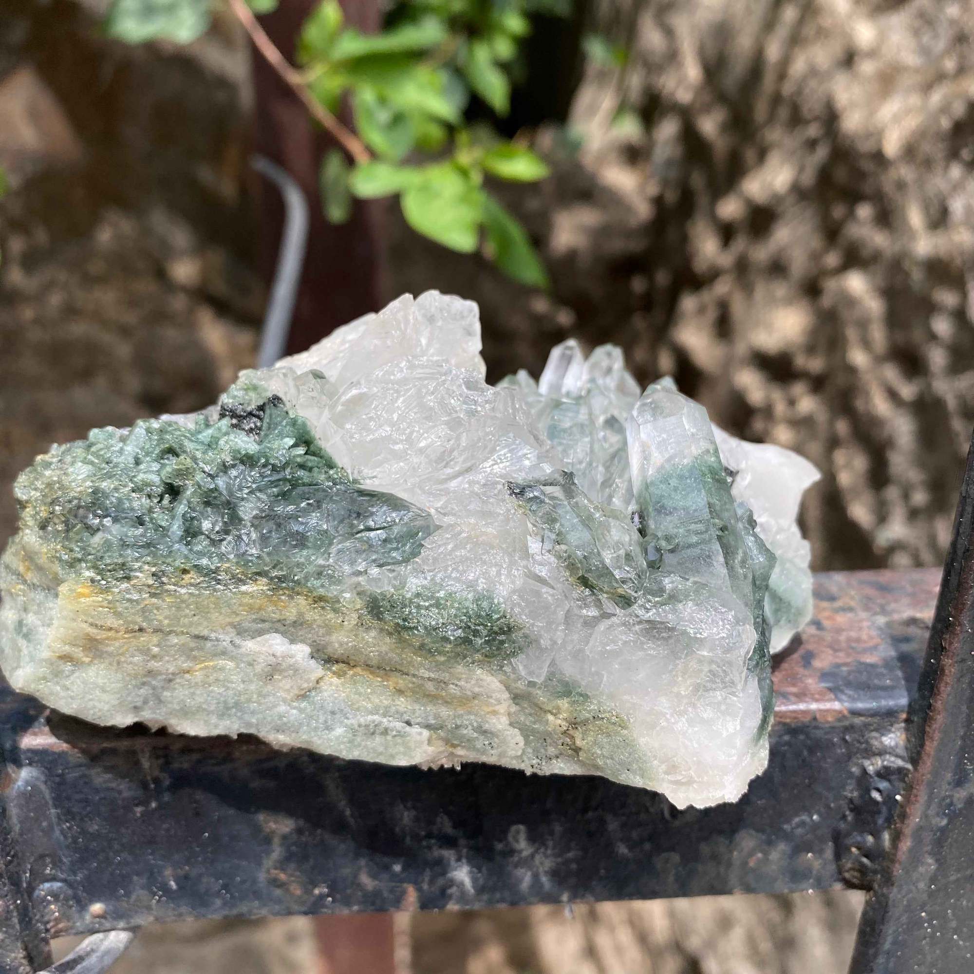 Himalayan Green Chlorite Quartz Crystal Cluster Healing Himalayan Display Energy Stone Piece