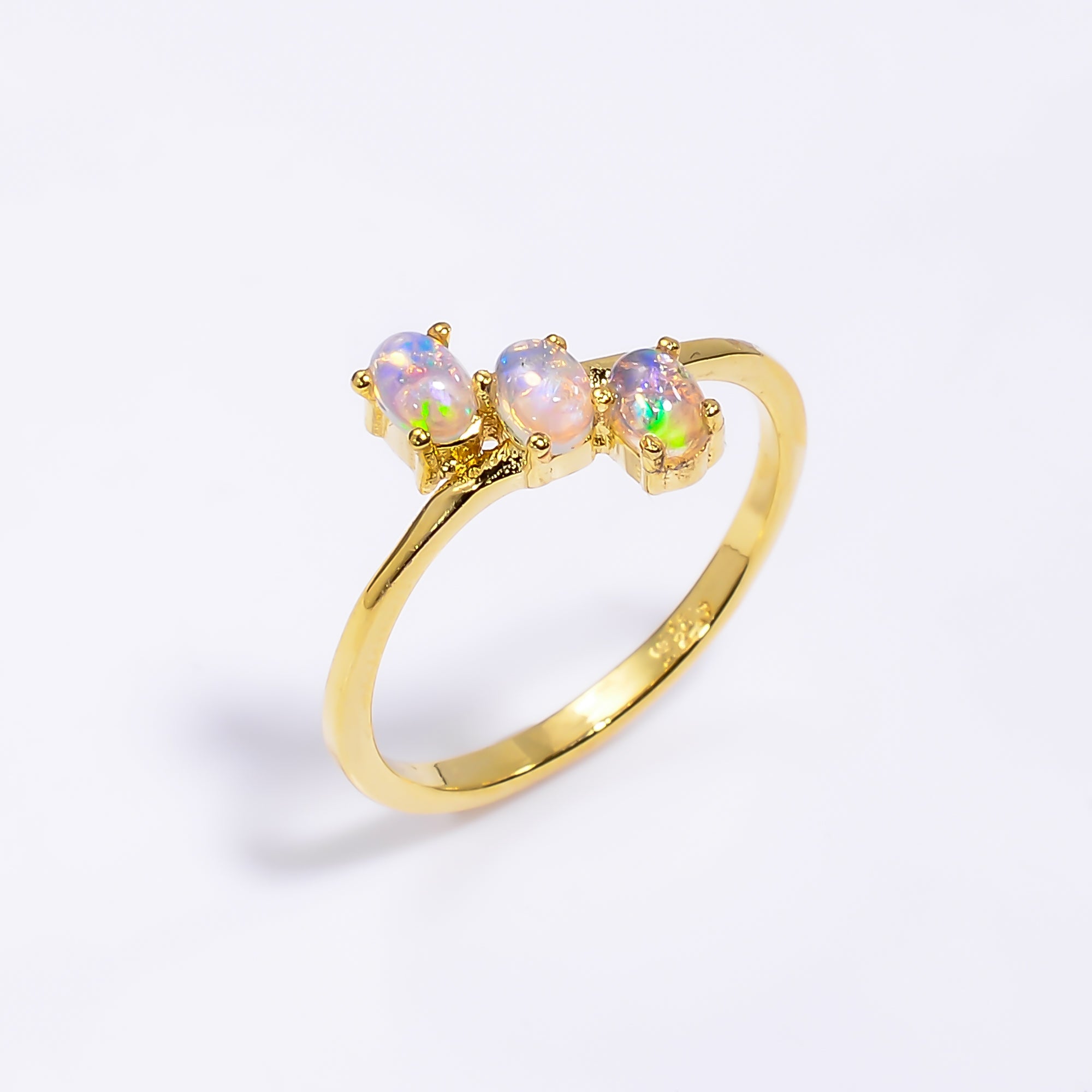 Natural Ethiopian opal oval ring in 925 sterling silver, minimalist handmade gemstone ring for women, 3x4mm elegant jewelry.