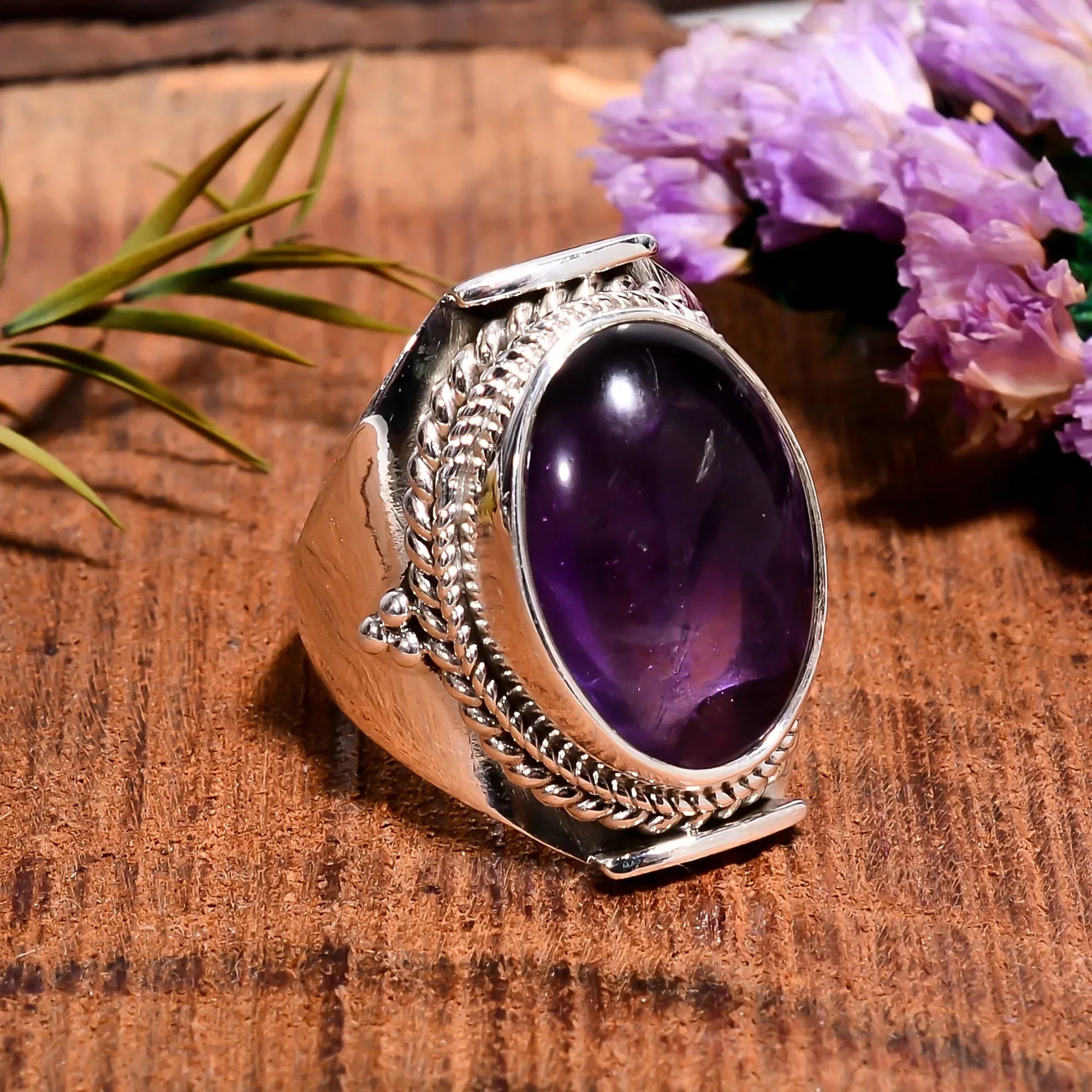 Handmade Amethyst Gemstone Ring: 925 Sterling Silver Jewelry