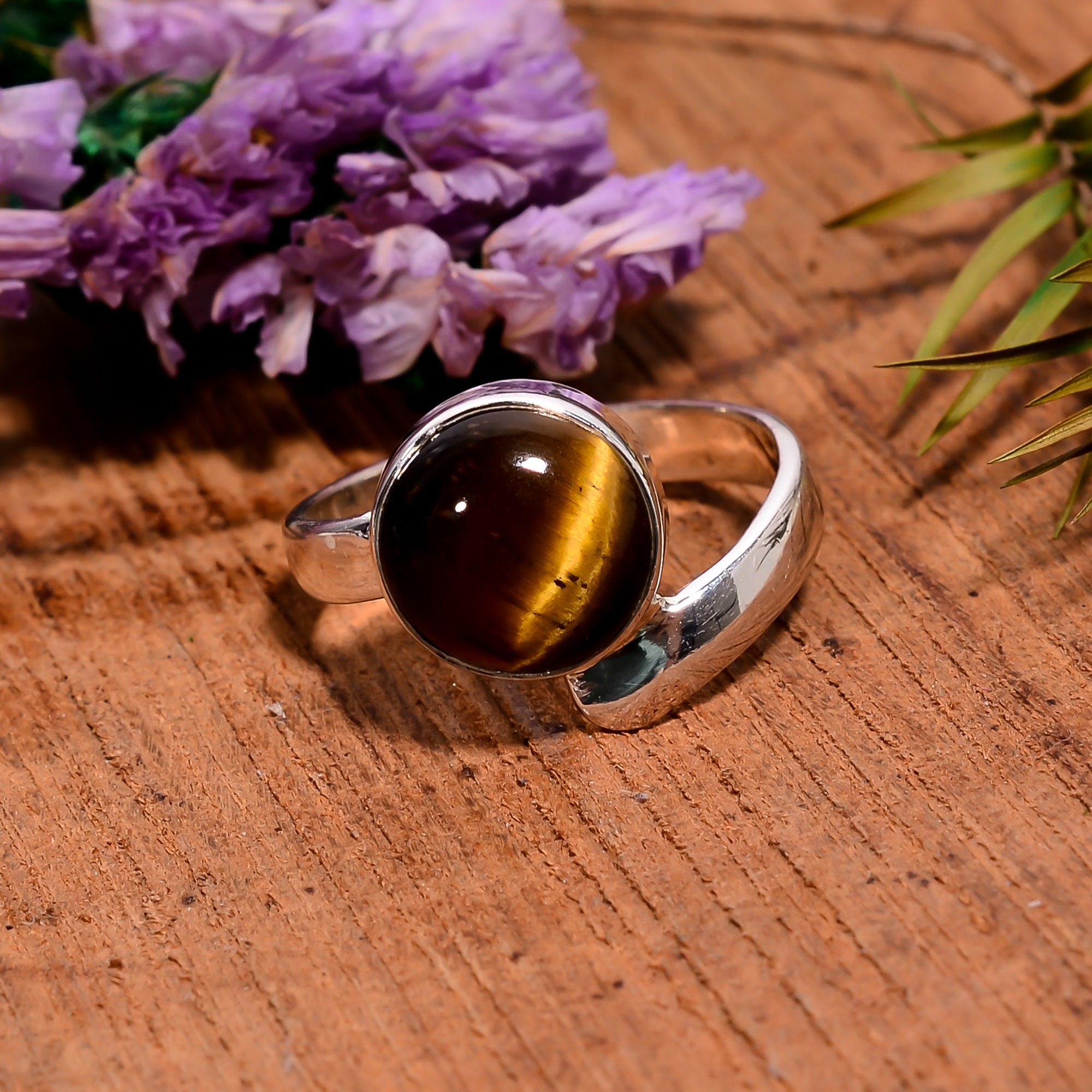 Tiger's Eye Gemstone Ring: 925 Sterling Silver, Round Cabochon