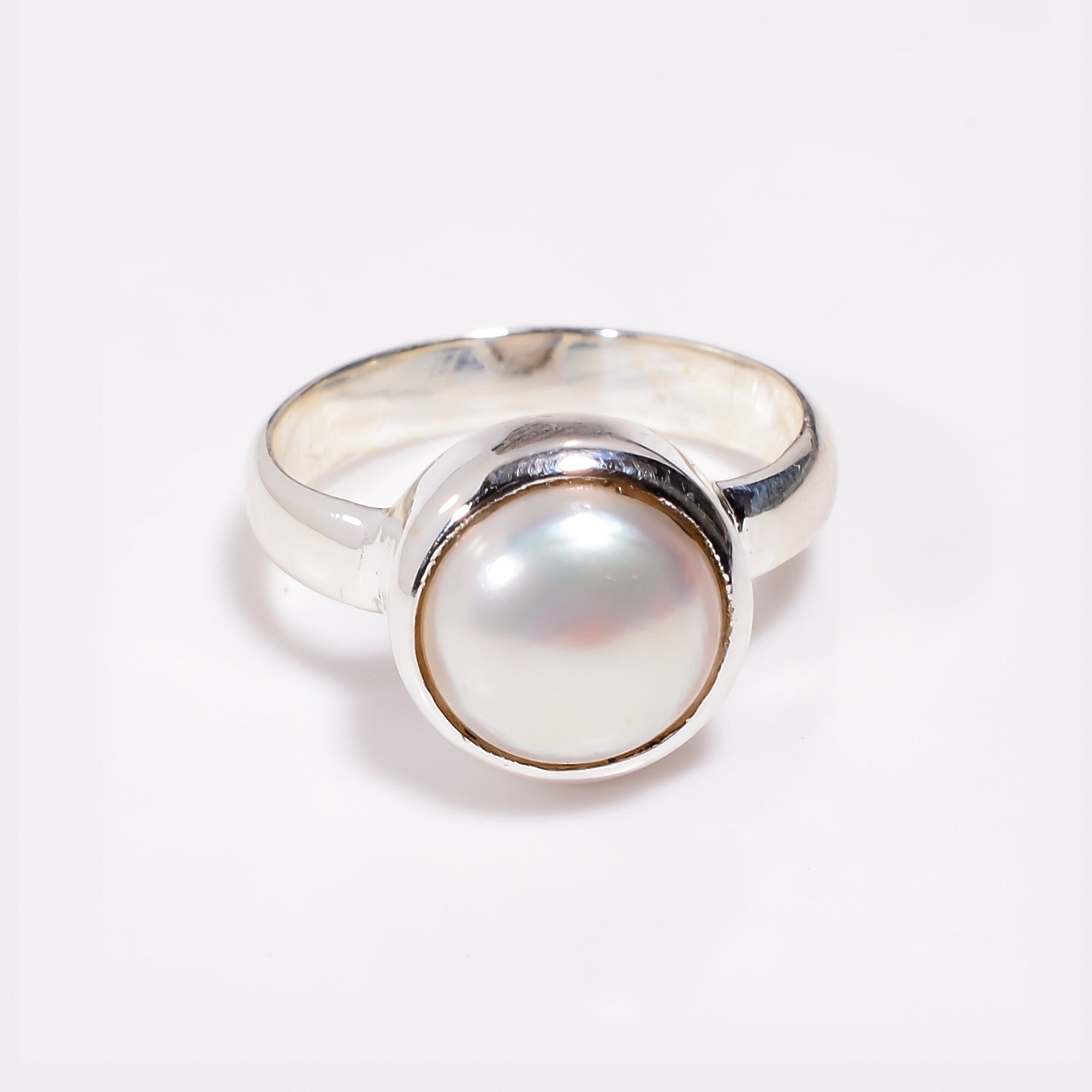 Pearl Statement Ring: 925 Sterling Silver, Round Cabochon
