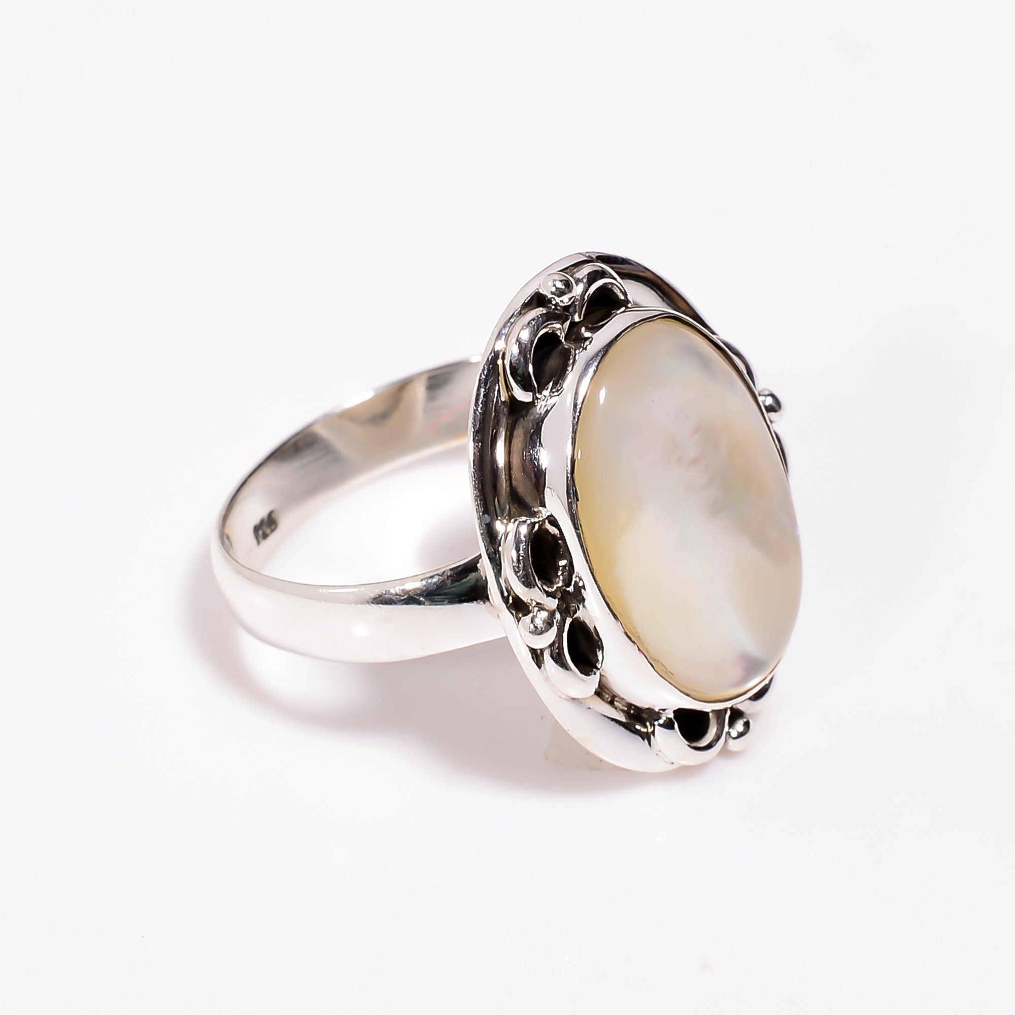 Pearl Statement Ring: Oval Cabochon, 925 Sterling Silver