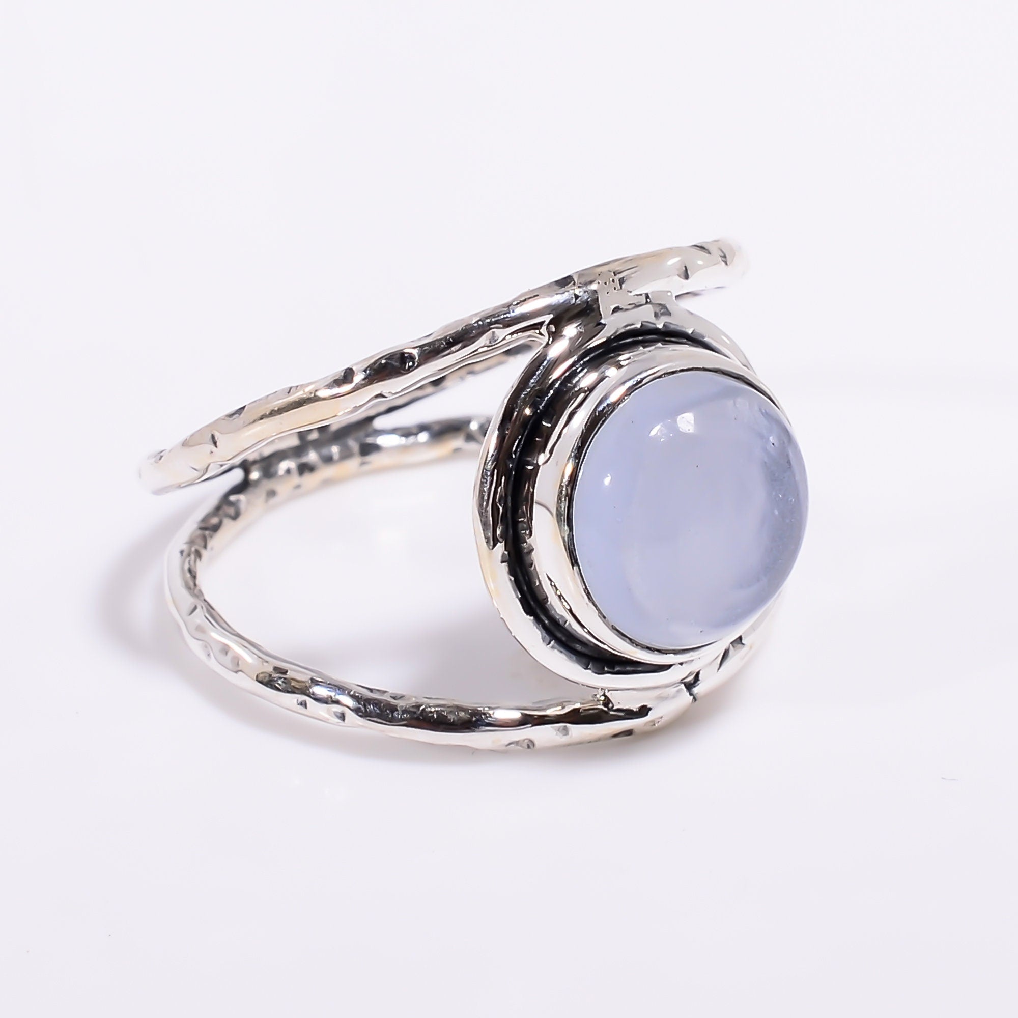 Natural Blue Chalcedony Ring: Round Sterling Silver Gemstone