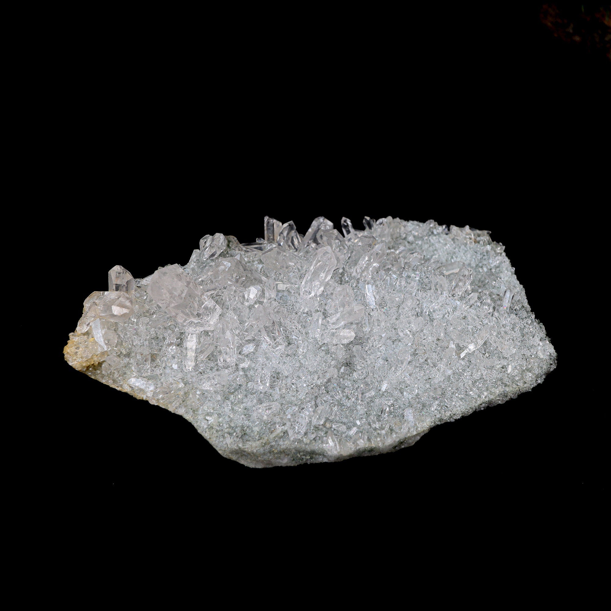 Green Chlorite Quartz Crystal Cluster: Healing Reiki Stone 560gm