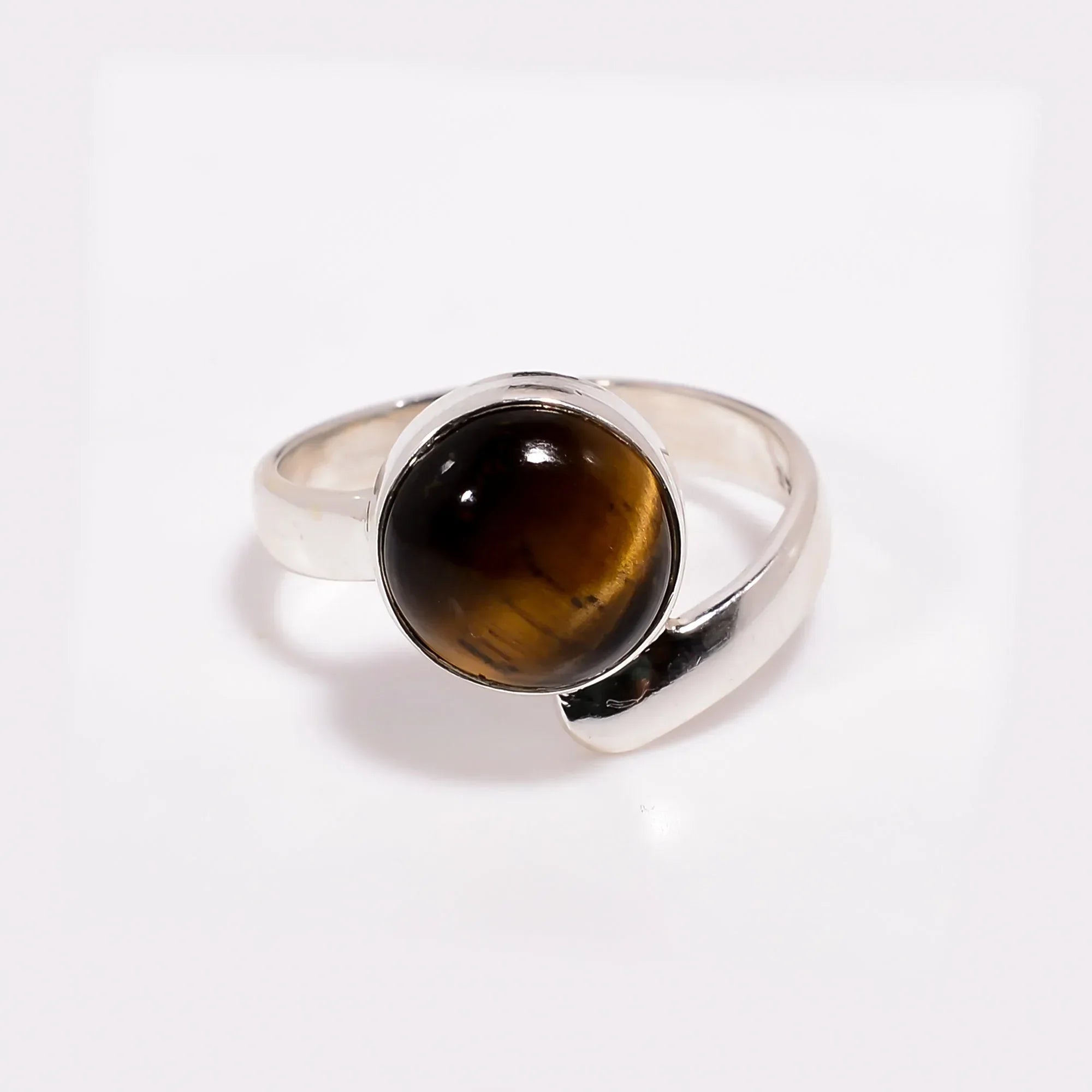 Tiger's Eye Gemstone Ring: 925 Sterling Silver, Round Cabochon