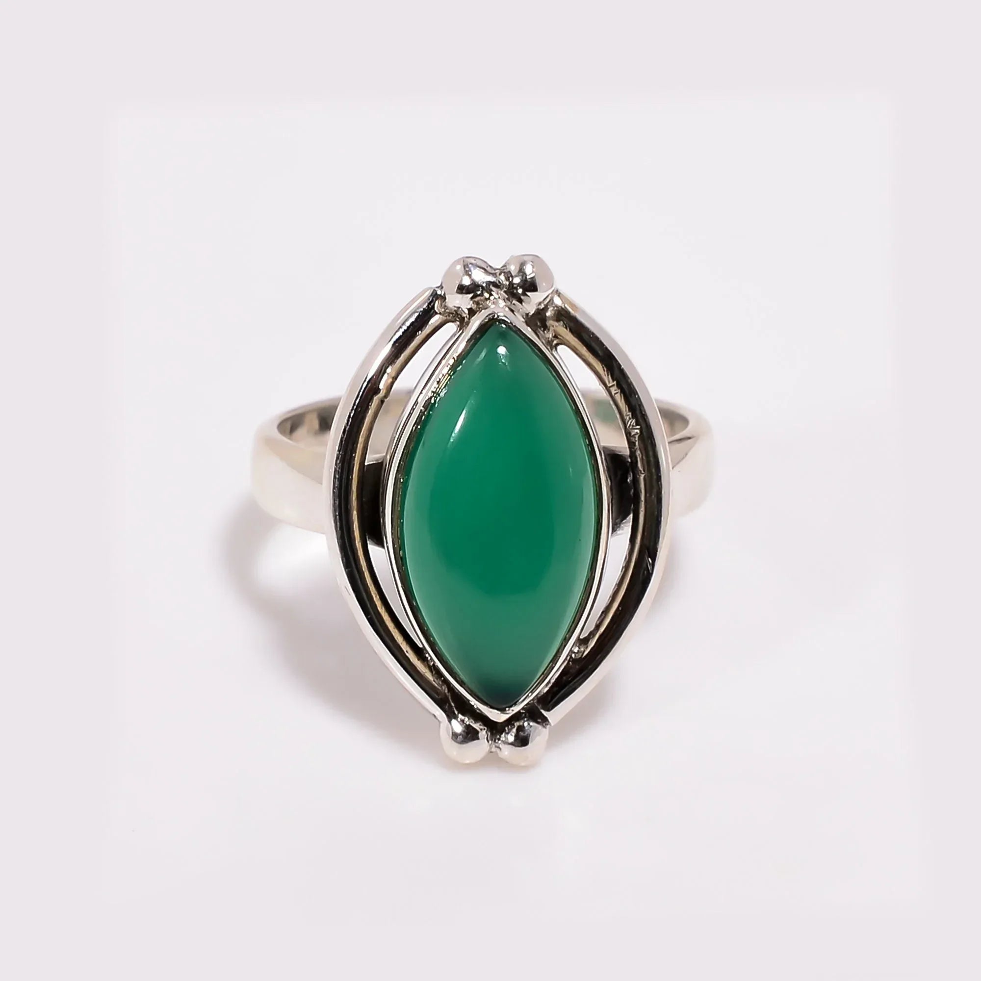 Green Onyx Ring: 925 Sterling Silver, Marquise Cabochon Gemstone