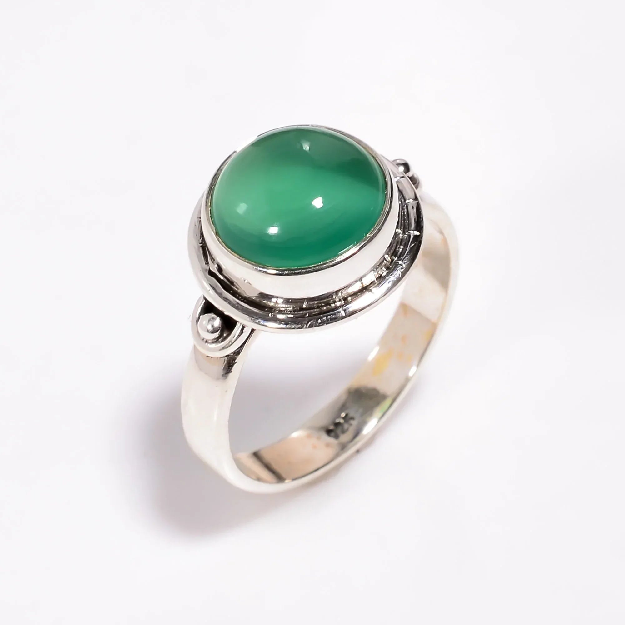 Green Onyx Sterling Silver Ring: Natural Gemstone, Healing Jewelry