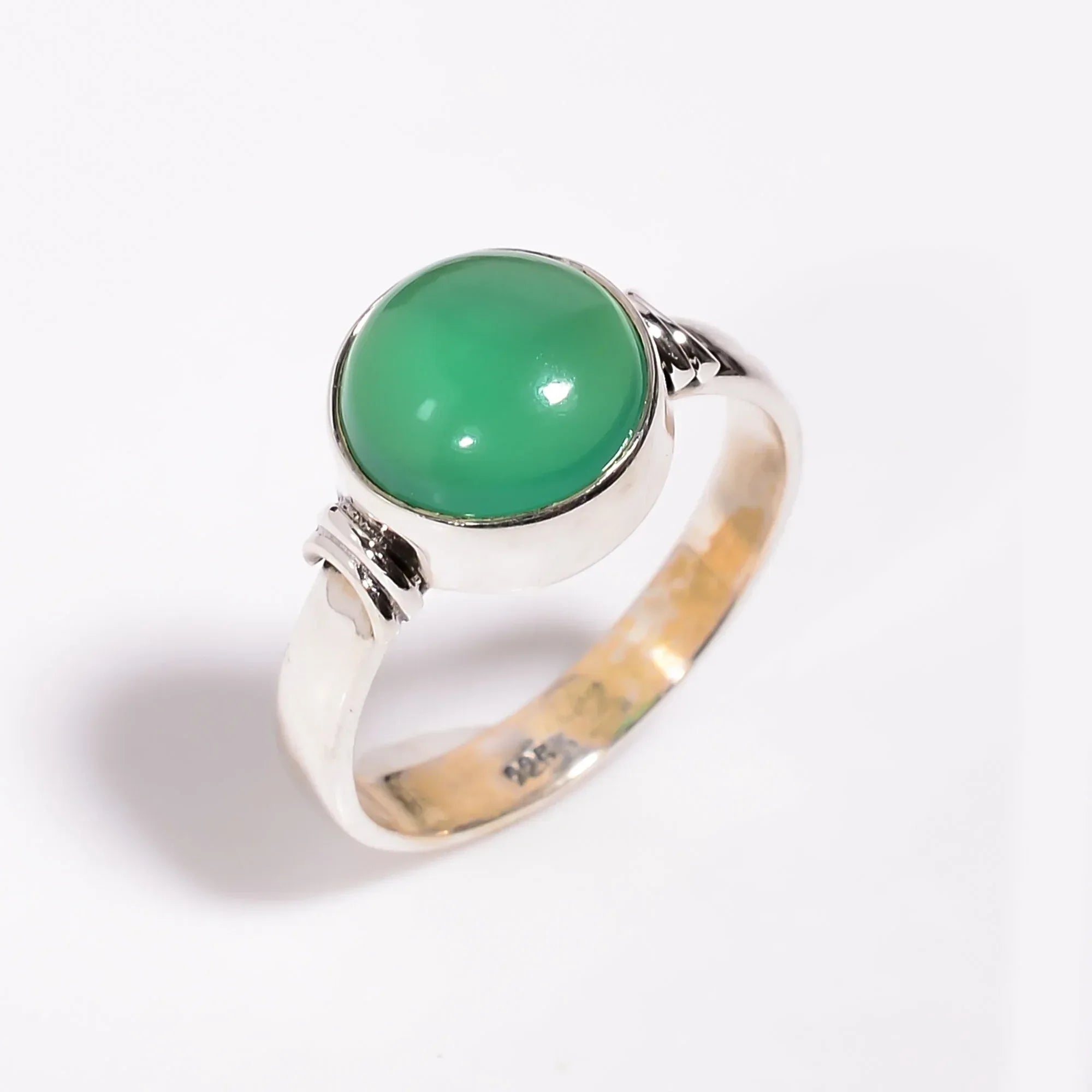 Green Onyx Ring: Round Cabochon, 925 Sterling Silver