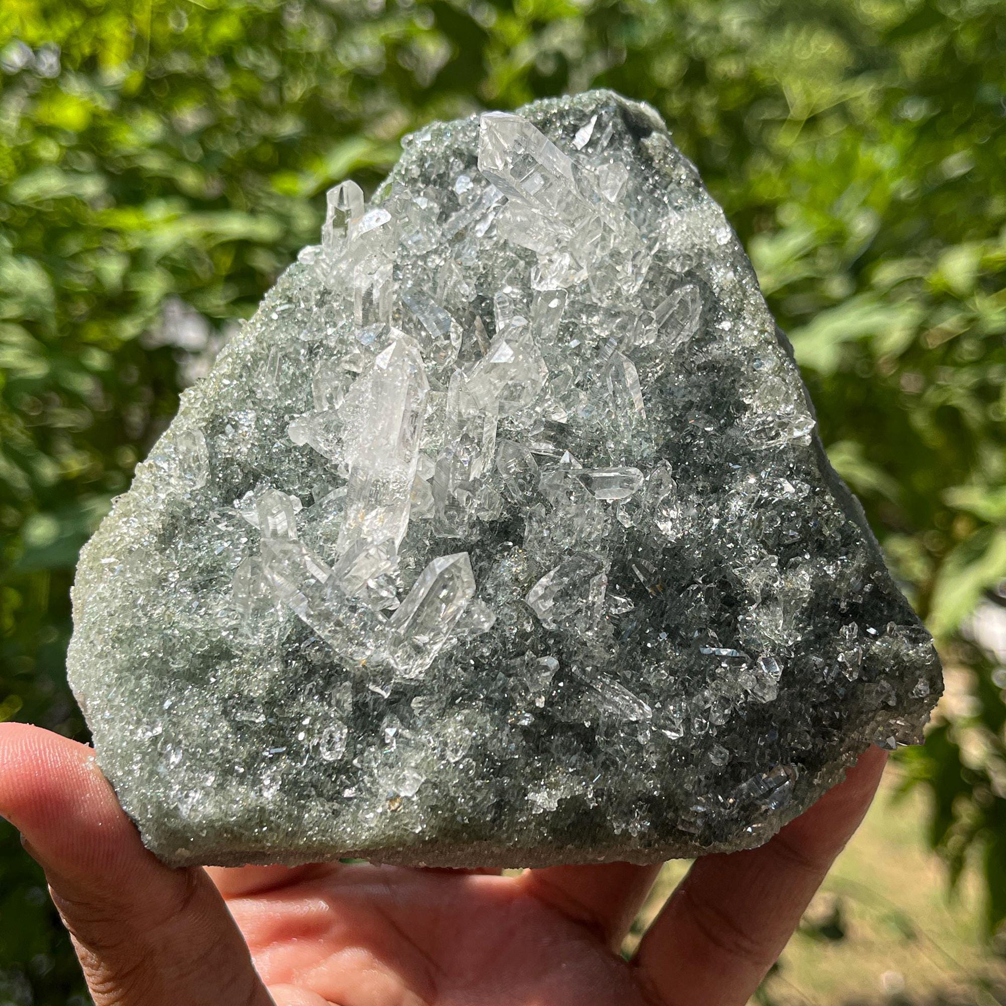Green Chlorite Quartz Cluster: Himalayan Crystal Healing Home Decor 900gm