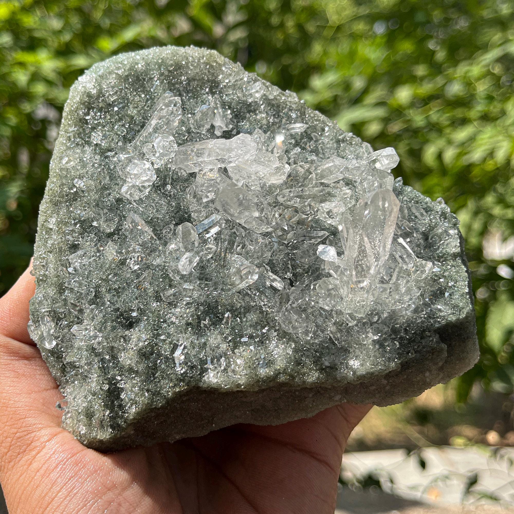 Green Chlorite Quartz Cluster: Himalayan Crystal Healing Home Decor 900gm