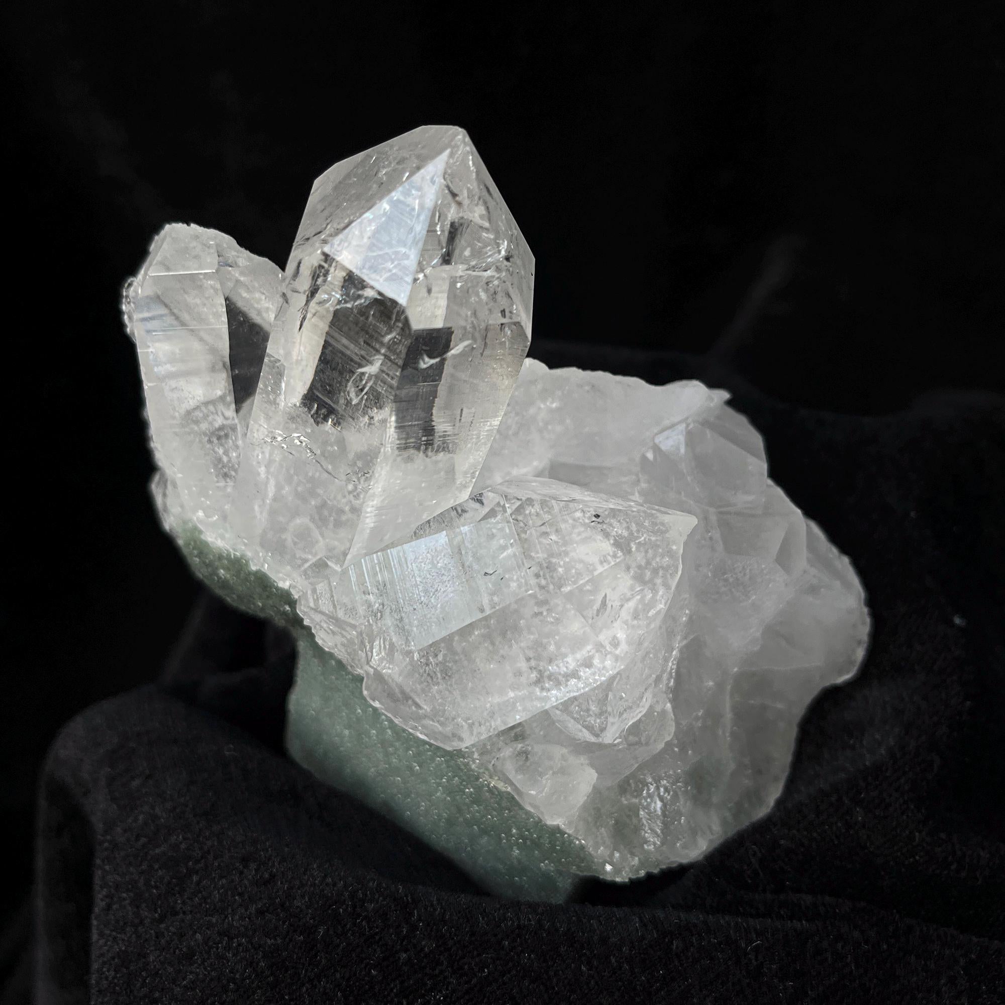 Green Chlorite Quartz Crystal Cluster: Natural Healing Stone 620gm