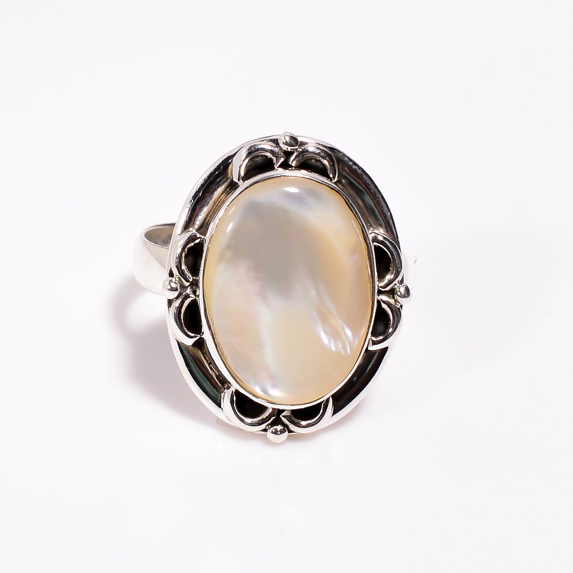 Pearl Statement Ring: Oval Cabochon, 925 Sterling Silver