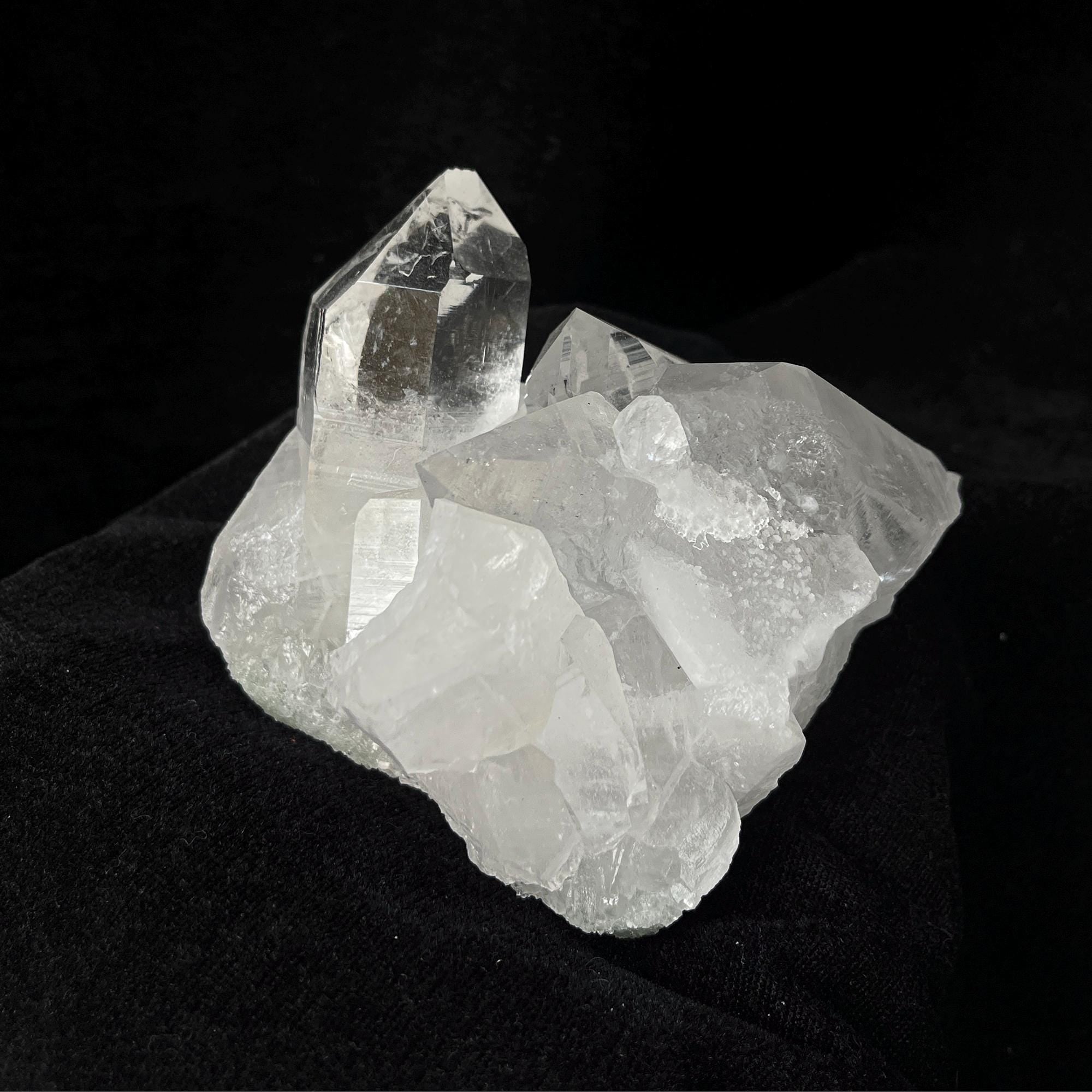 Chlorite Included Himalayan Quartz Crystal Cluster - Healing Stone 695gm