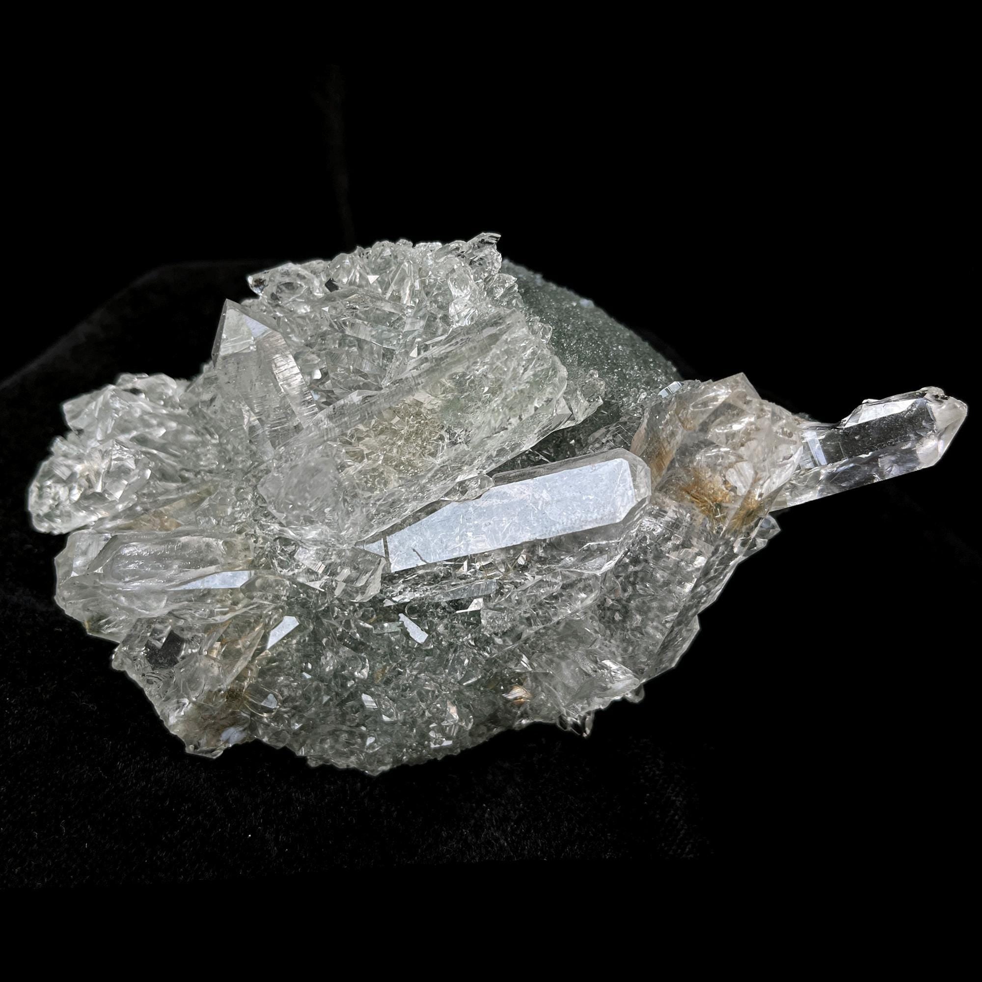 615gm Chlorite Quartz Crystal Cluster, Natural Rough Healing Stone, Chlorite Included Quartz, Raw Mineral Specimen for Home Decor