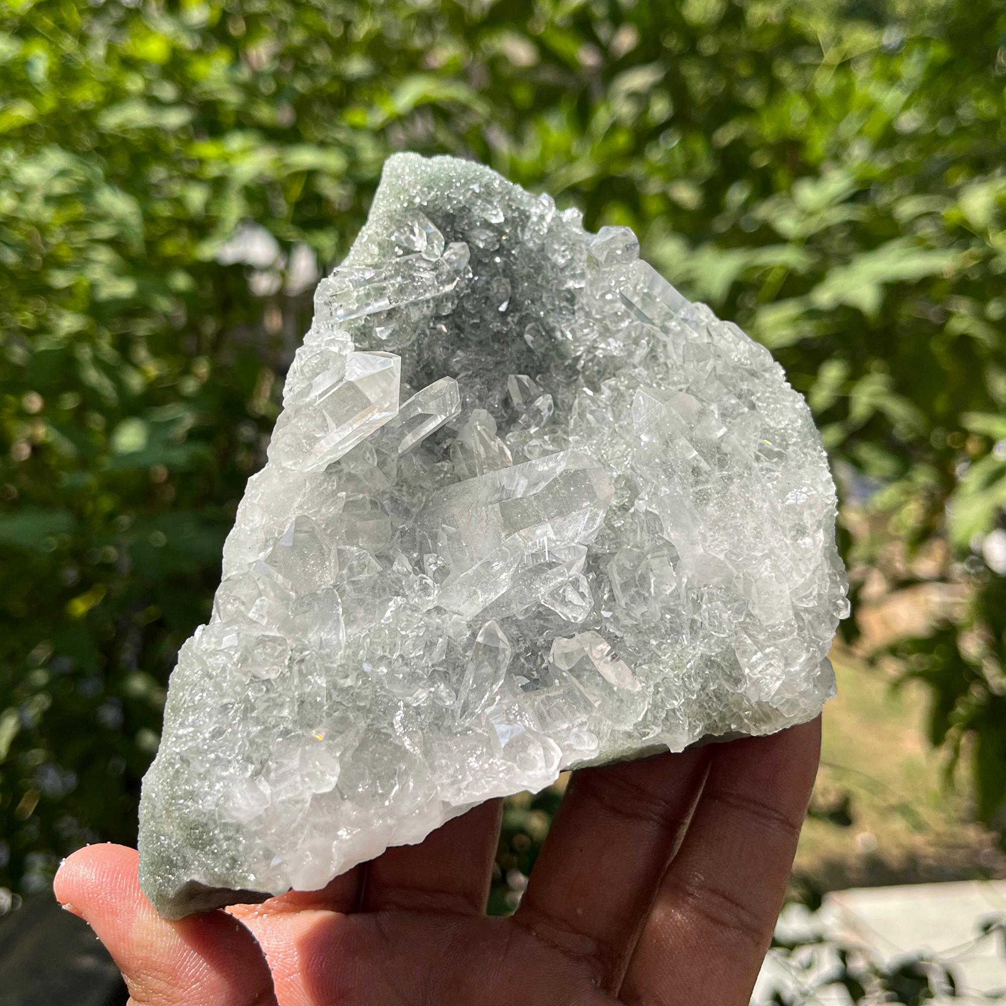 Natural Self-Standing Green Chlorite Quartz Crystal 525gm Manihar Cluster Raw Pointed Specimen | Mineral Rough Healing