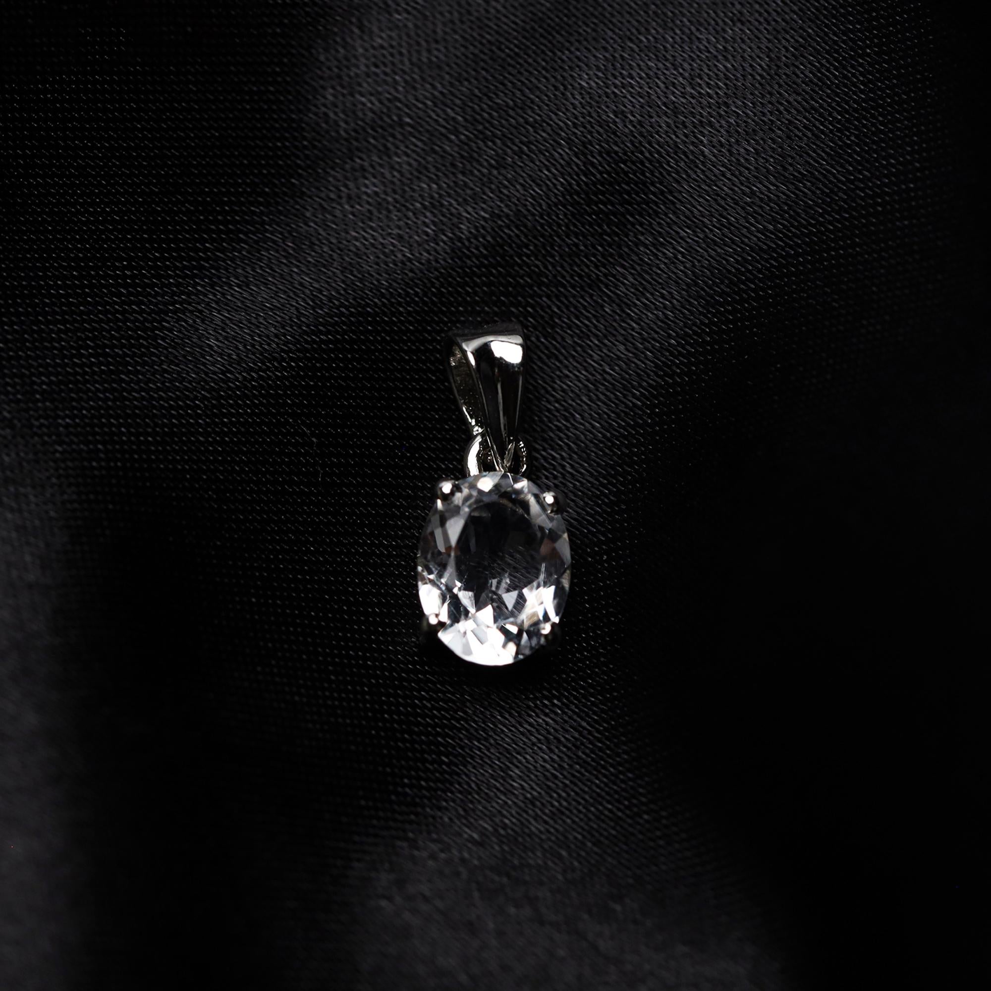 AAA Petalite 925 Sterling Silver Pendant - 7x9mm Oval Gemstone