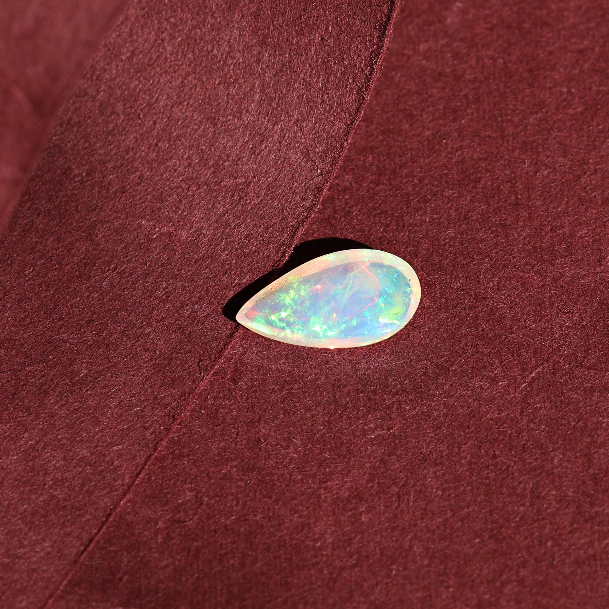 Natural Ethiopian Opal Gemstone  2 Carat White Fire Opal Cabochon for Jewelry Making