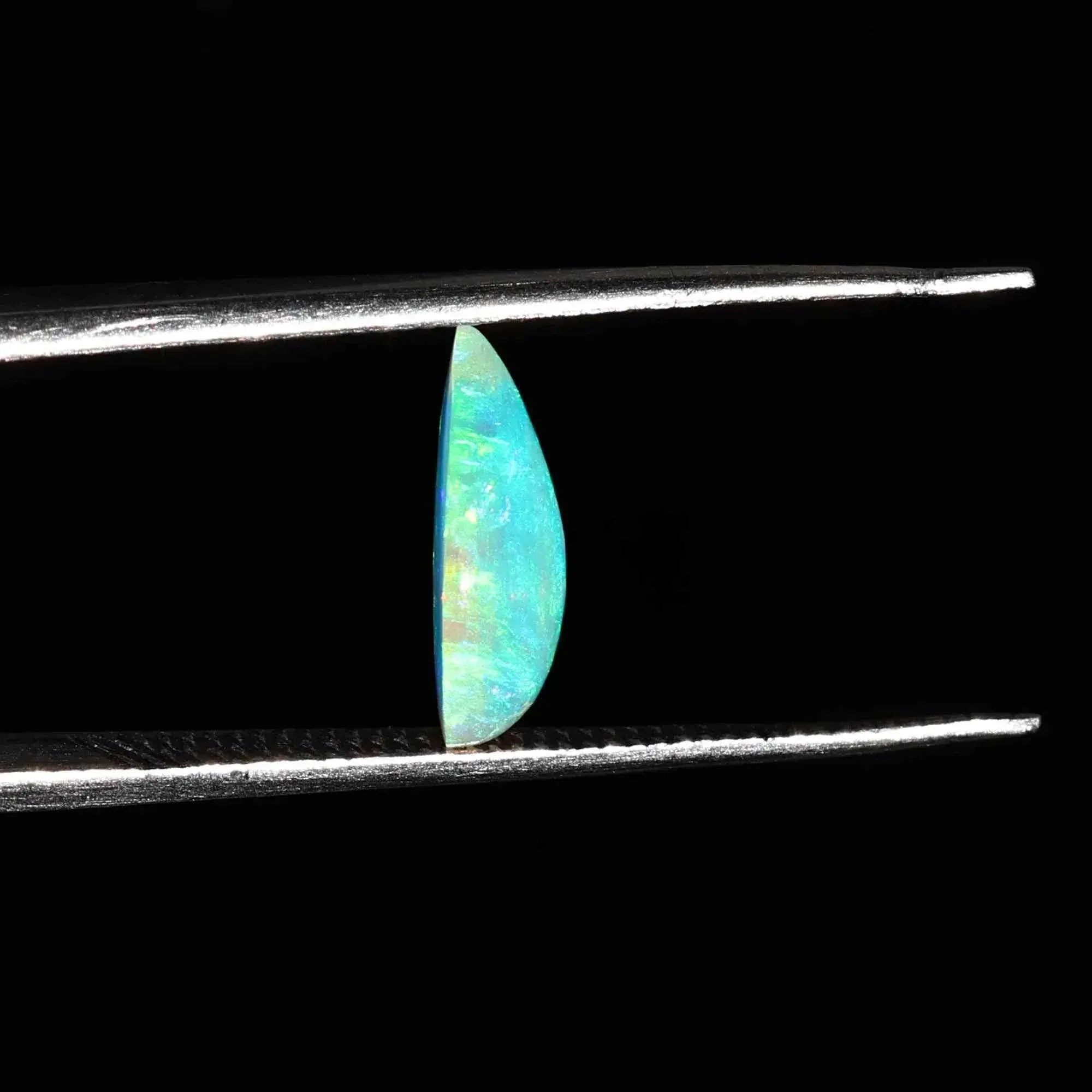 Ethiopian White Opal Cabochon: 1.25 Carat Pear-Shaped Gemstone loose gemstones